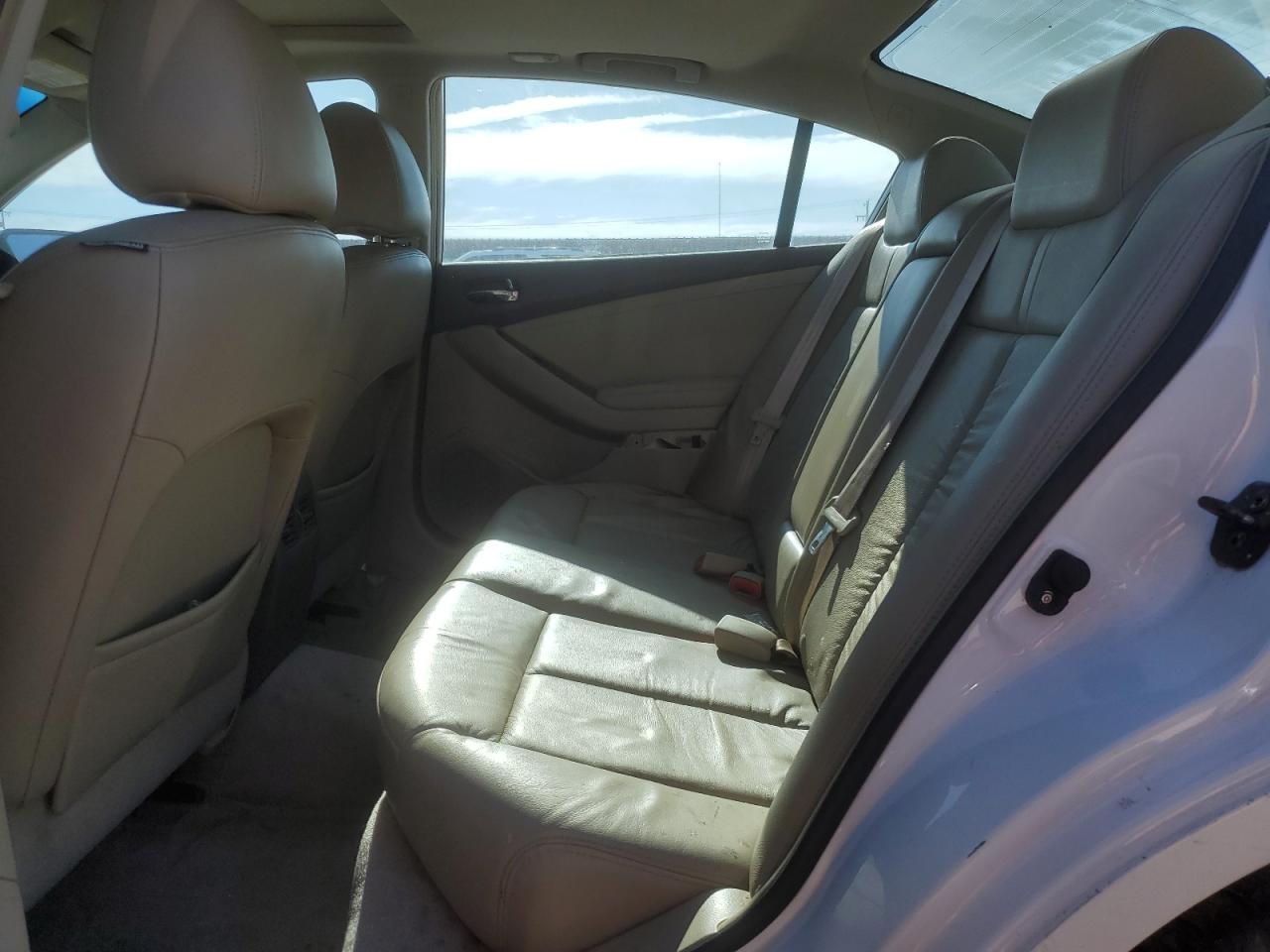 2008 Nissan Altima 2.5 Белый vin: 1N4AL21E98N536290
