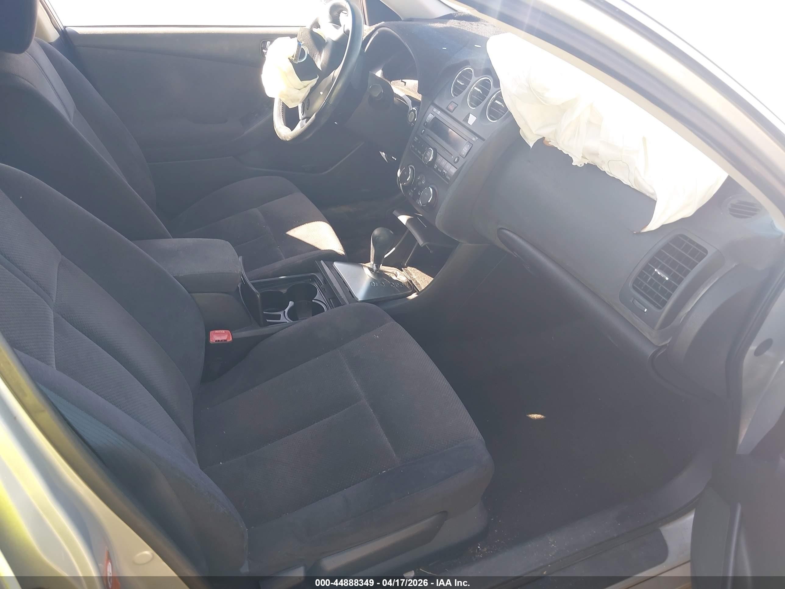 2008 Nissan Altima 2.5 S Silver vin: 1N4AL21E98N540064