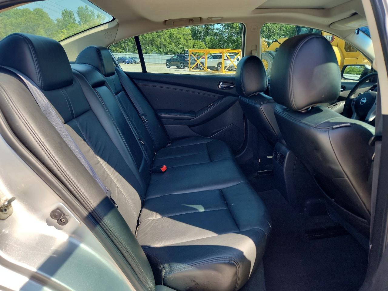2008 Nissan Altima 2.5 Silver vin: 1N4AL21E98N549508