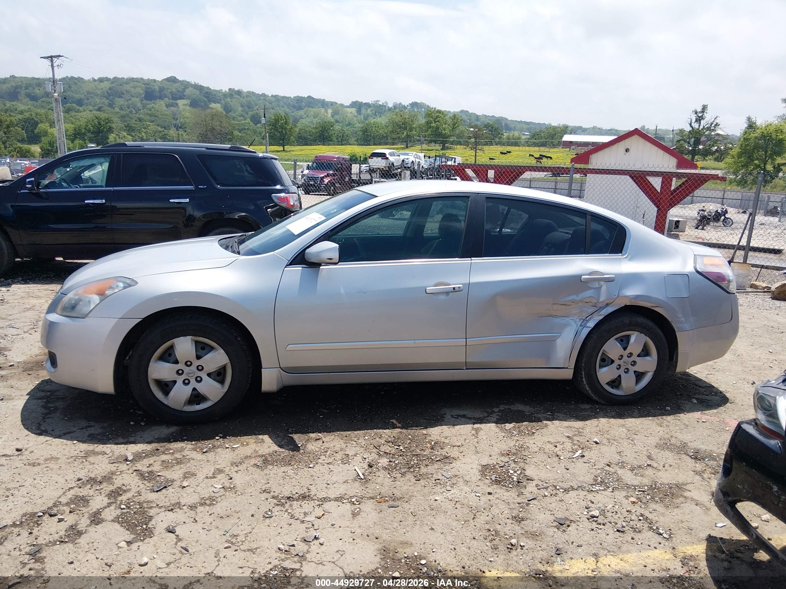 2008 Nissan Altima 2.5 S Серебряный vin: 1N4AL21E98N560475