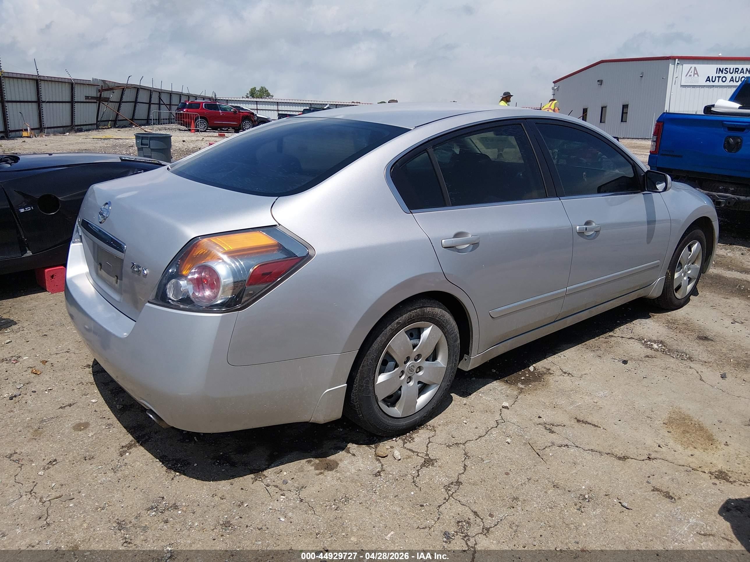 2008 Nissan Altima 2.5 S Серебряный vin: 1N4AL21E98N560475