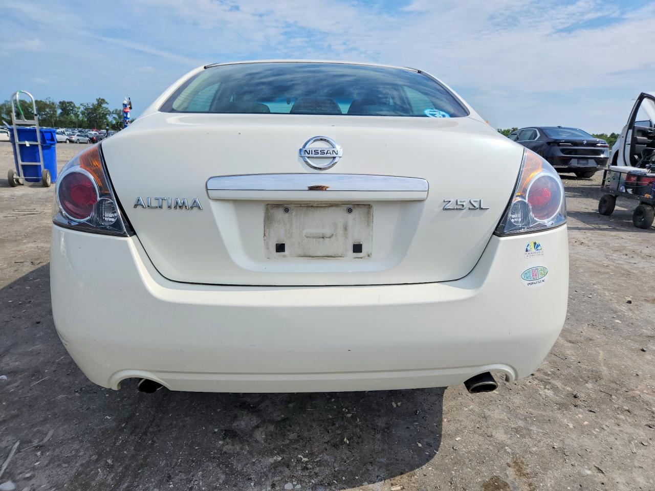2009 Nissan Altima 2.5 Белый vin: 1N4AL21E99C135545
