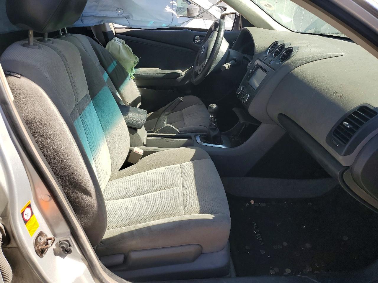 2009 Nissan Altima 2.5 Silver vin: 1N4AL21E99C168514