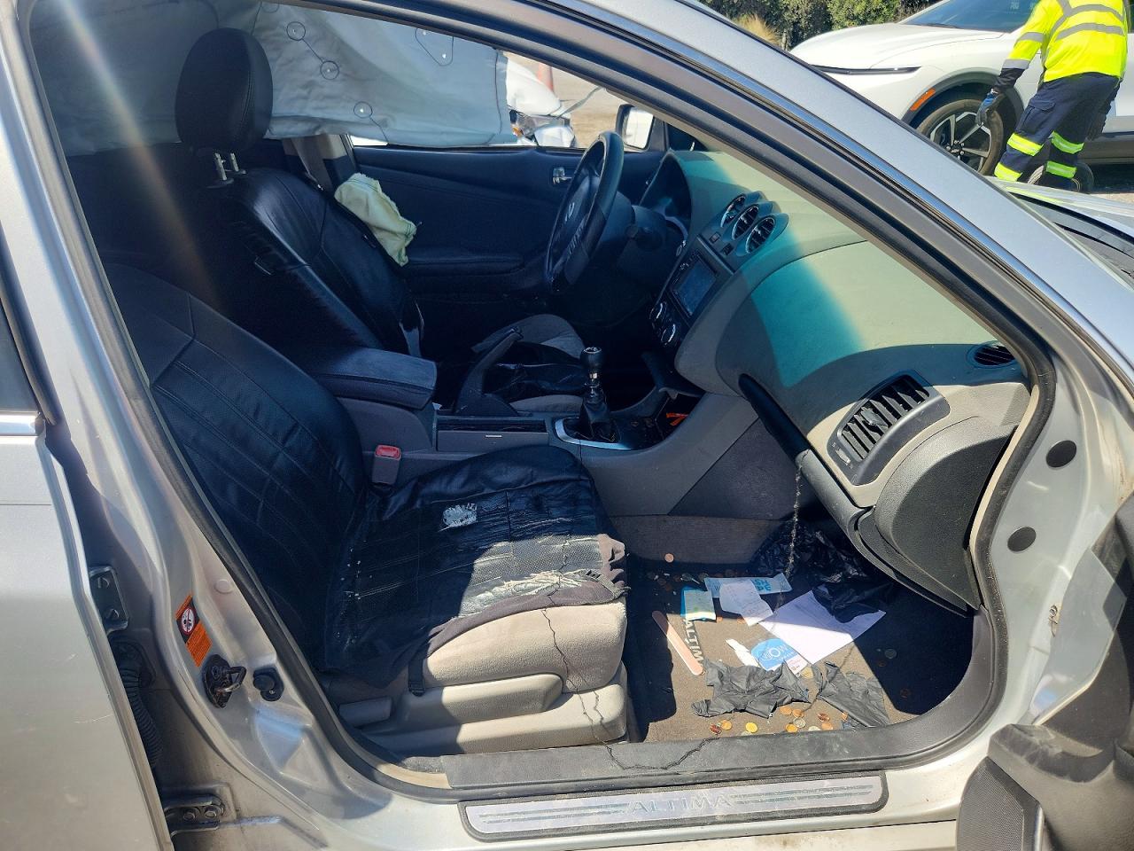 2009 Nissan Altima 2.5 Silver vin: 1N4AL21E99C168514