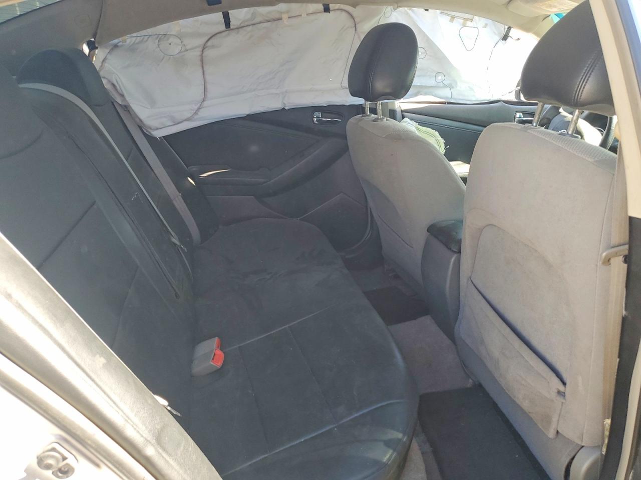 2009 Nissan Altima 2.5 Silver vin: 1N4AL21E99C168514