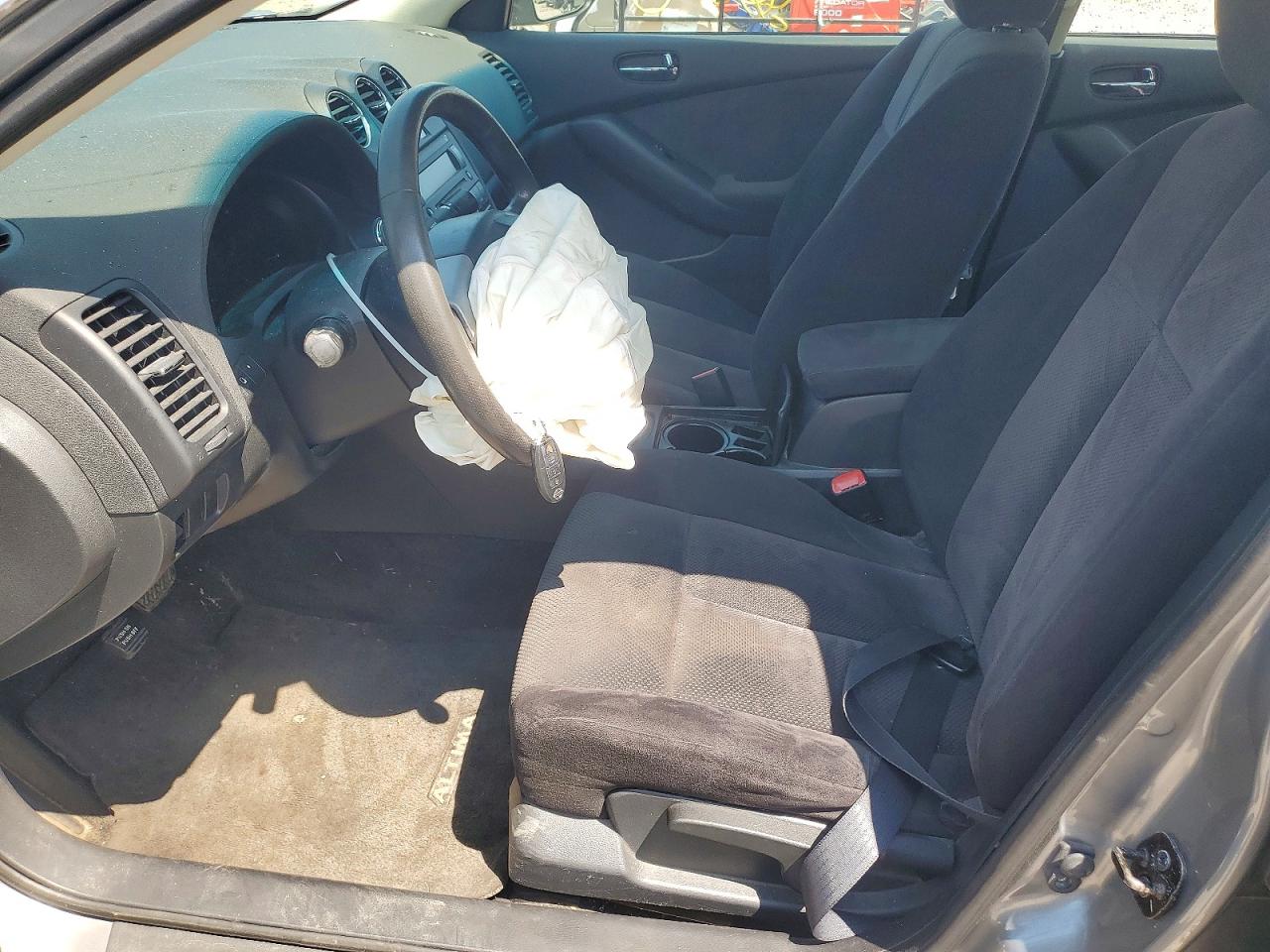 2009 Nissan Altima 2.5 Серебряный vin: 1N4AL21E99N435932