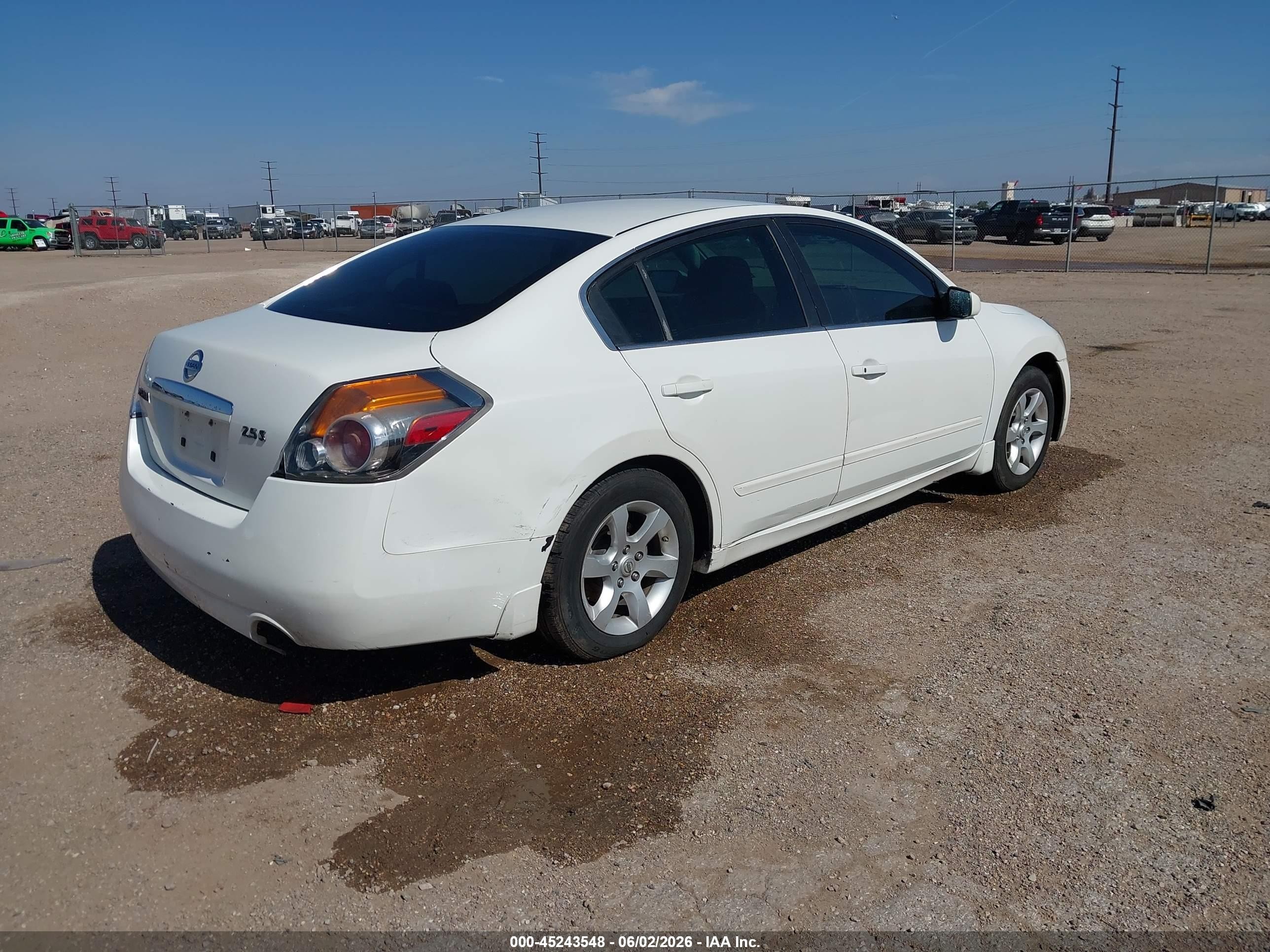 2009 Nissan Altima 2.5 S White vin: 1N4AL21E99N454075