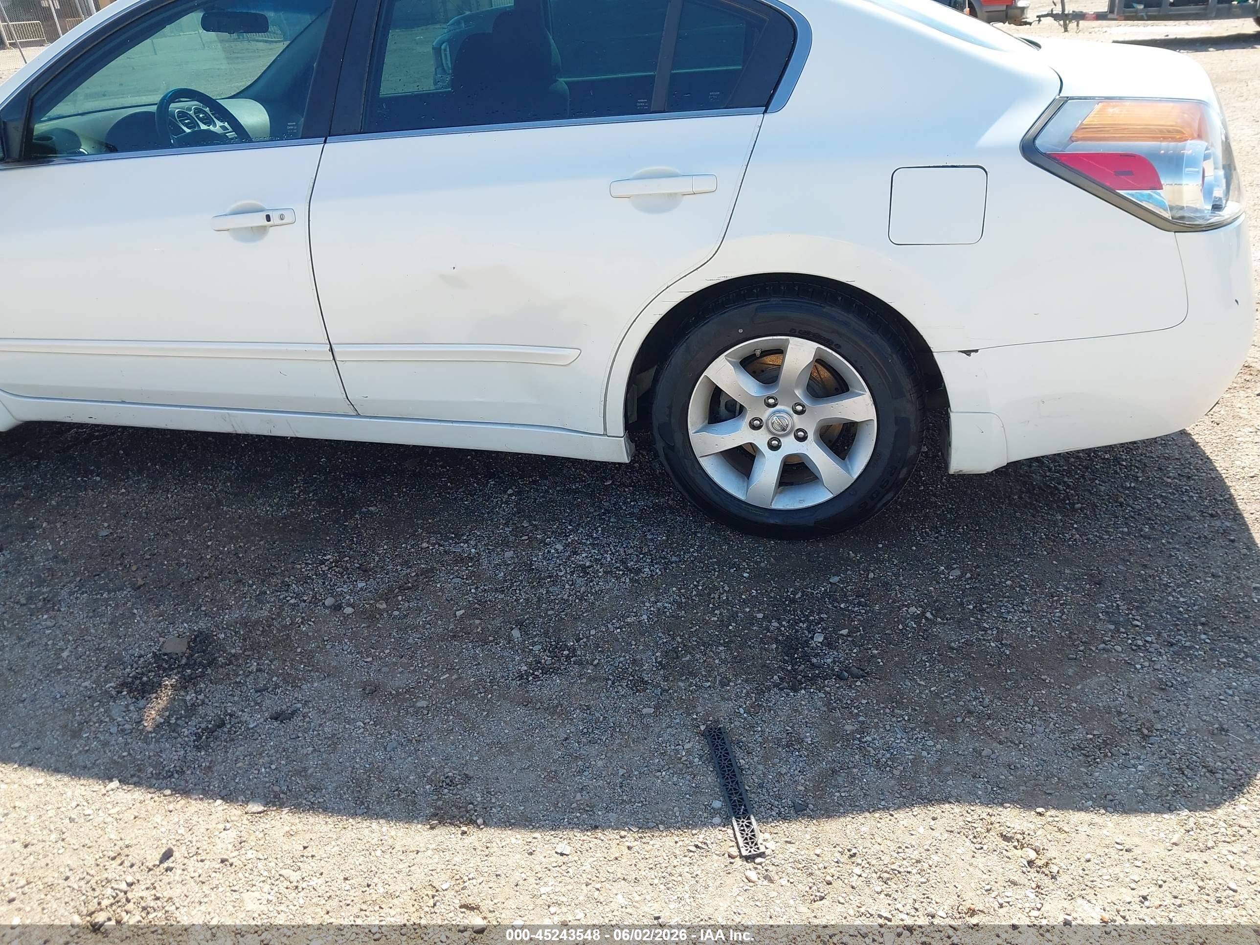 2009 Nissan Altima 2.5 S White vin: 1N4AL21E99N454075