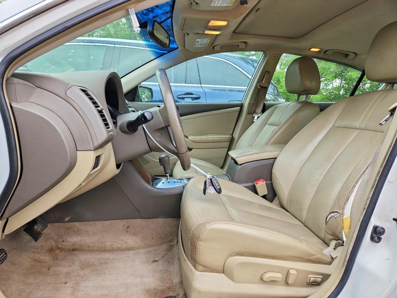 2009 Nissan Altima 2.5 White vin: 1N4AL21E99N456473