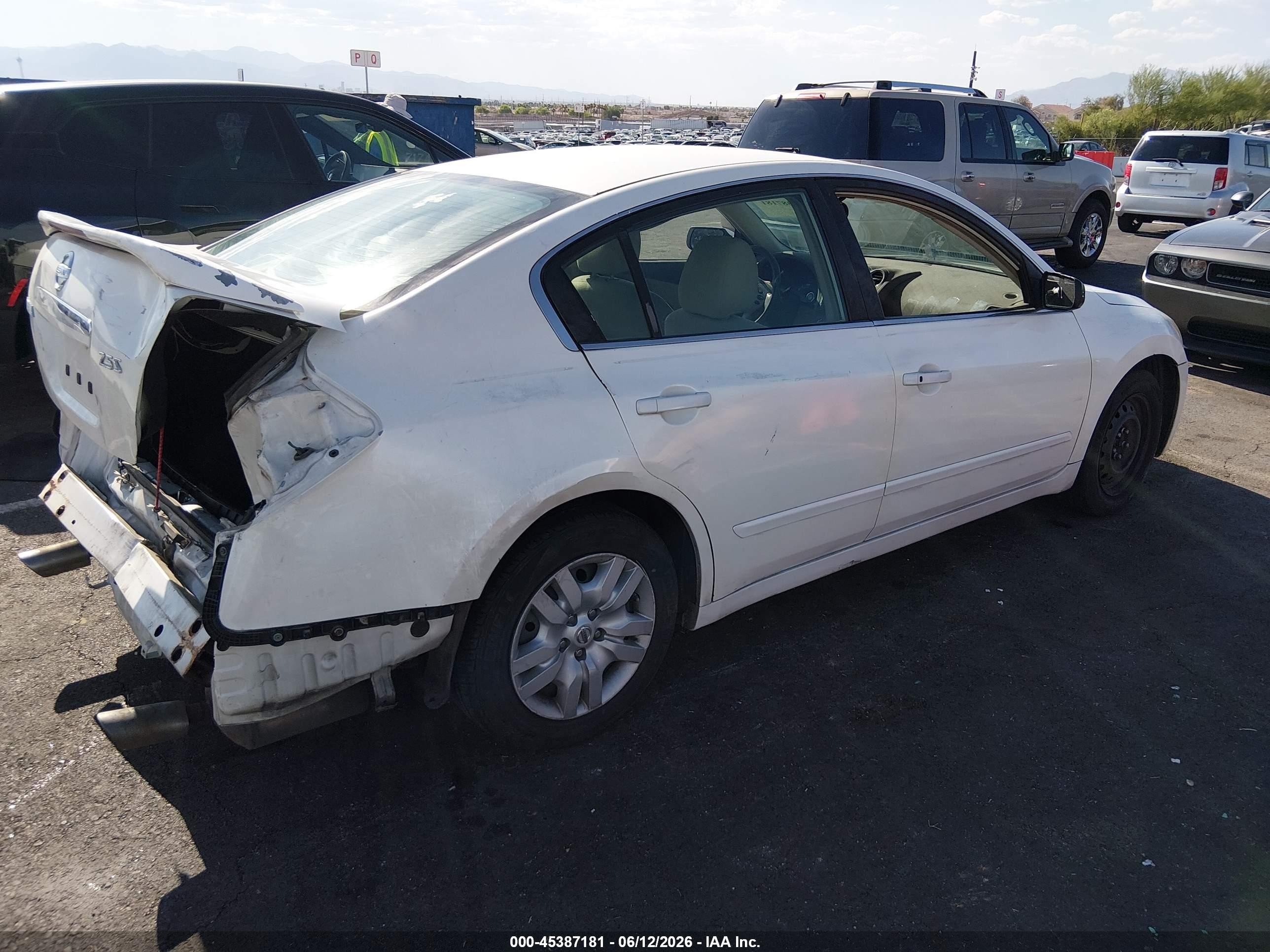 2009 Nissan Altima 2.5 S White vin: 1N4AL21E99N480370