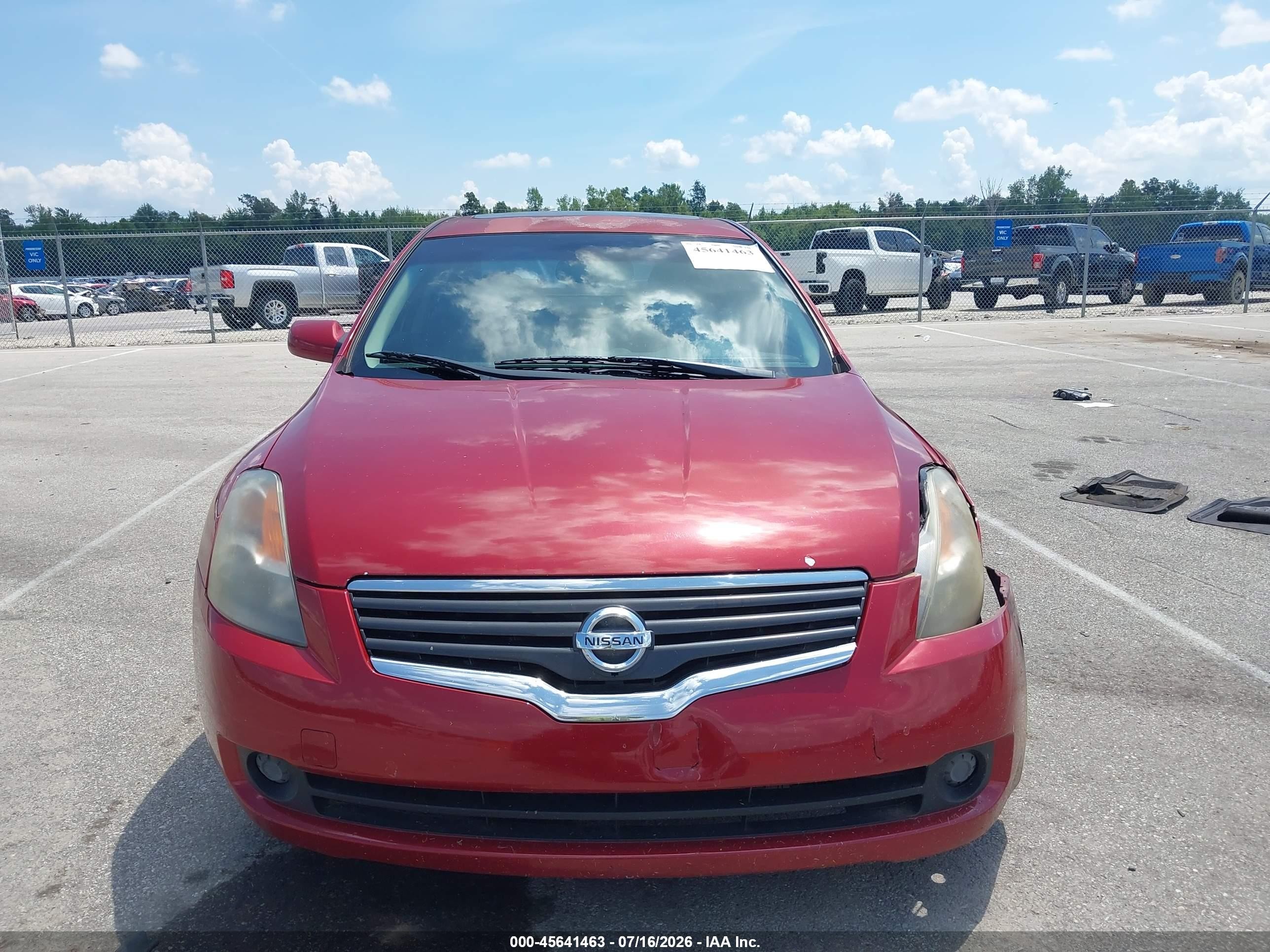2009 Nissan Altima 2.5 S Red vin: 1N4AL21E99N498559