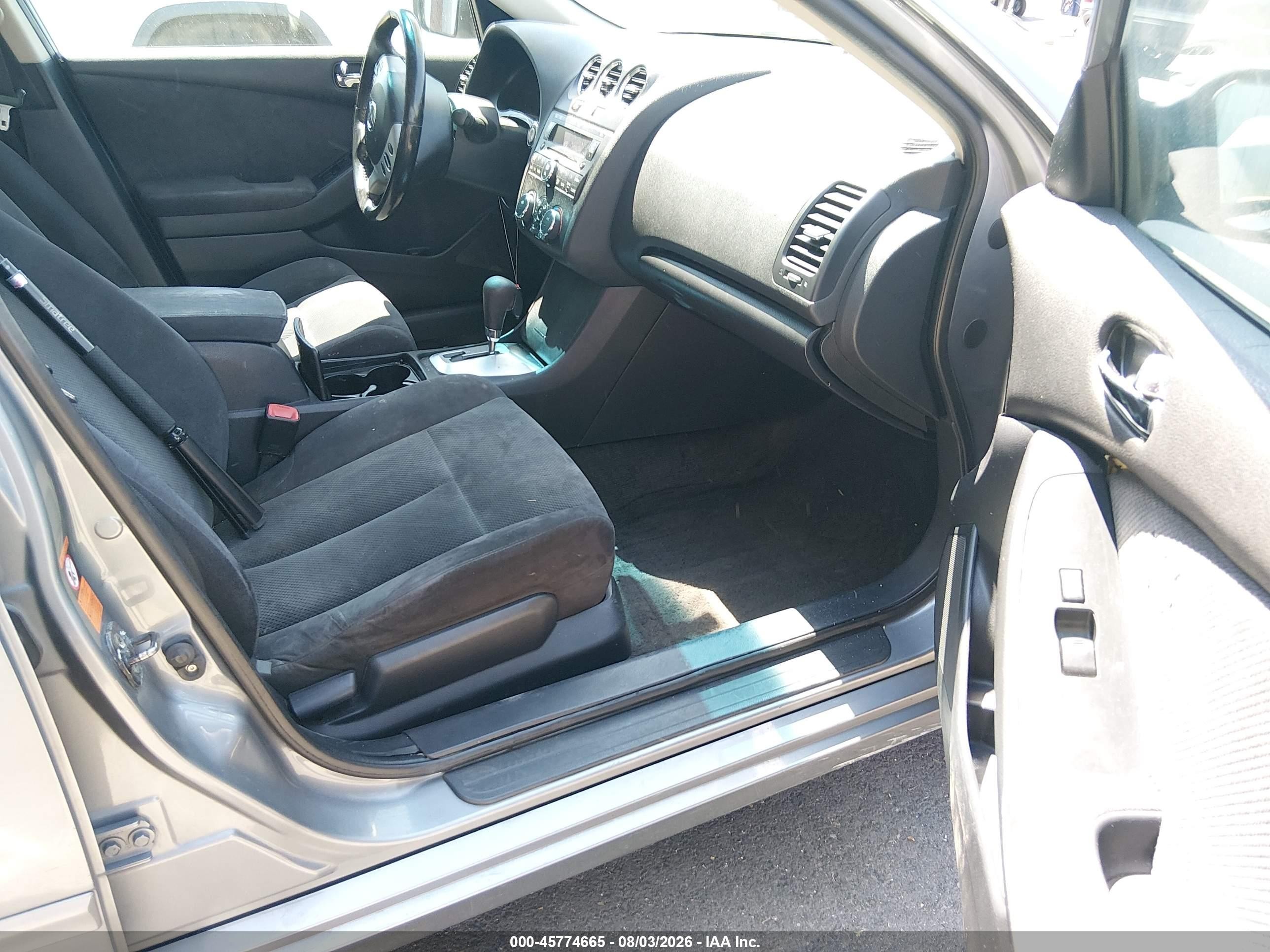 2007 Nissan Altima 2.5 S Серебряный vin: 1N4AL21EX7C133087