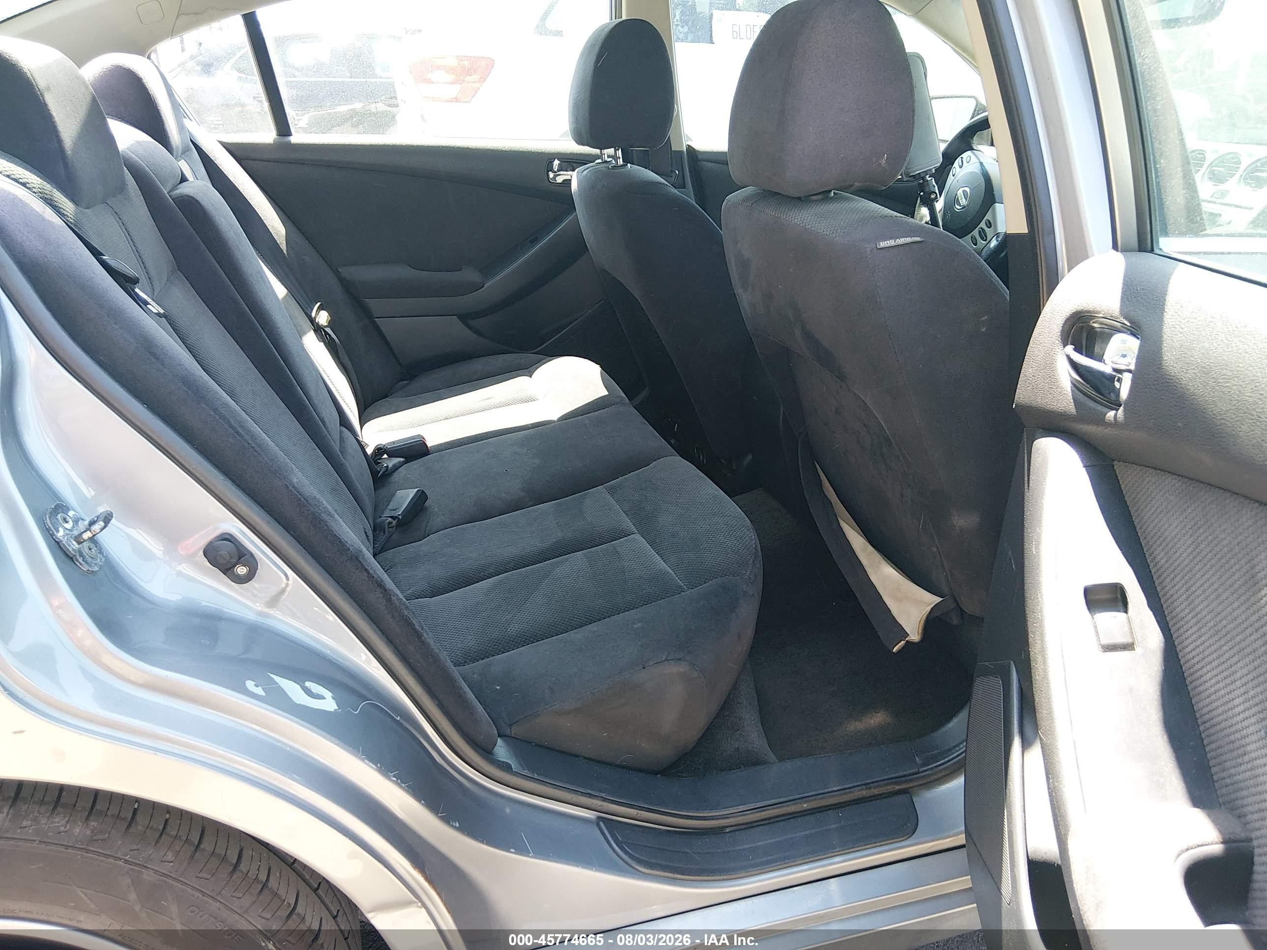 2007 Nissan Altima 2.5 S Серебряный vin: 1N4AL21EX7C133087