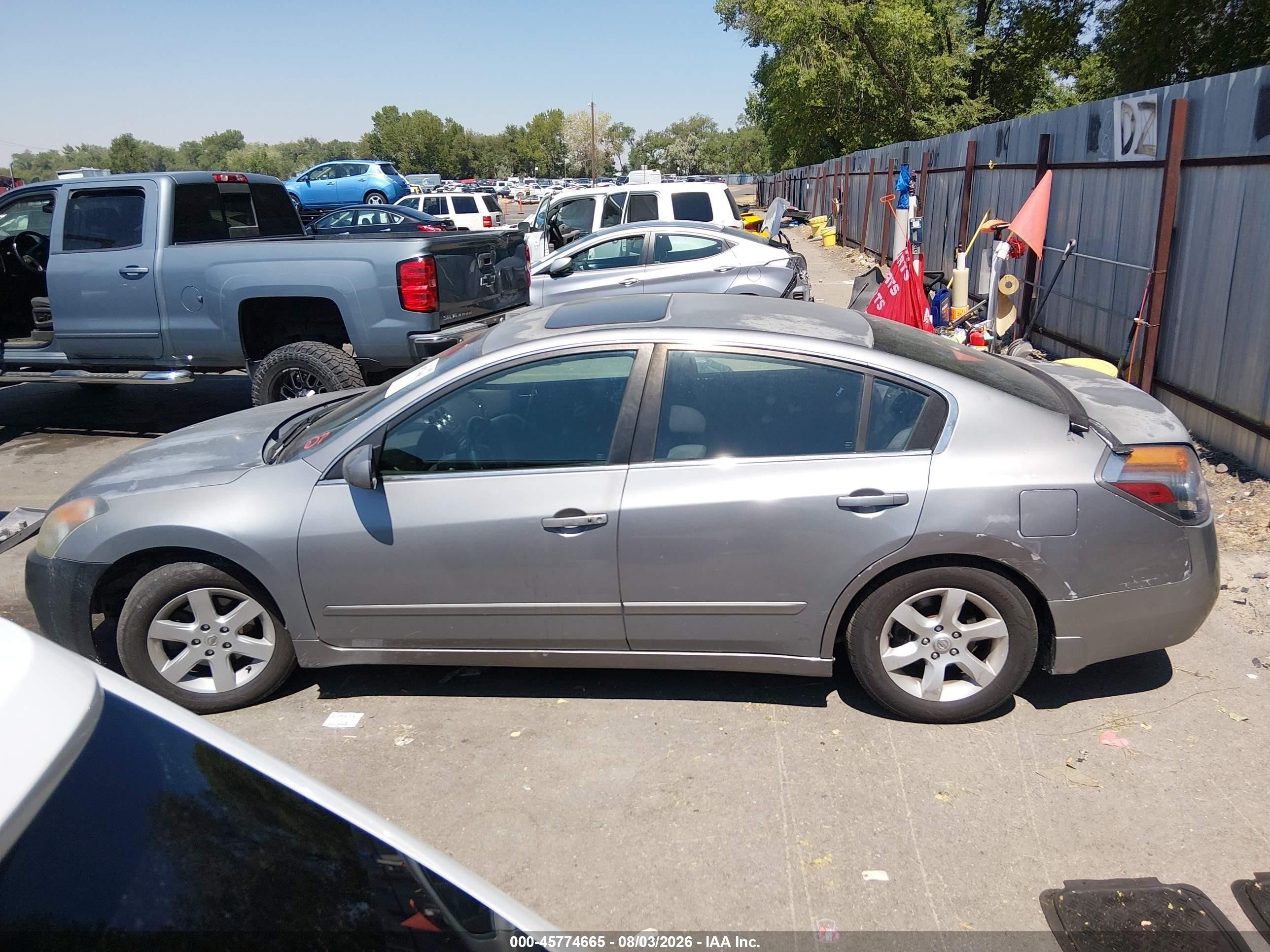 2007 Nissan Altima 2.5 S Серебряный vin: 1N4AL21EX7C133087