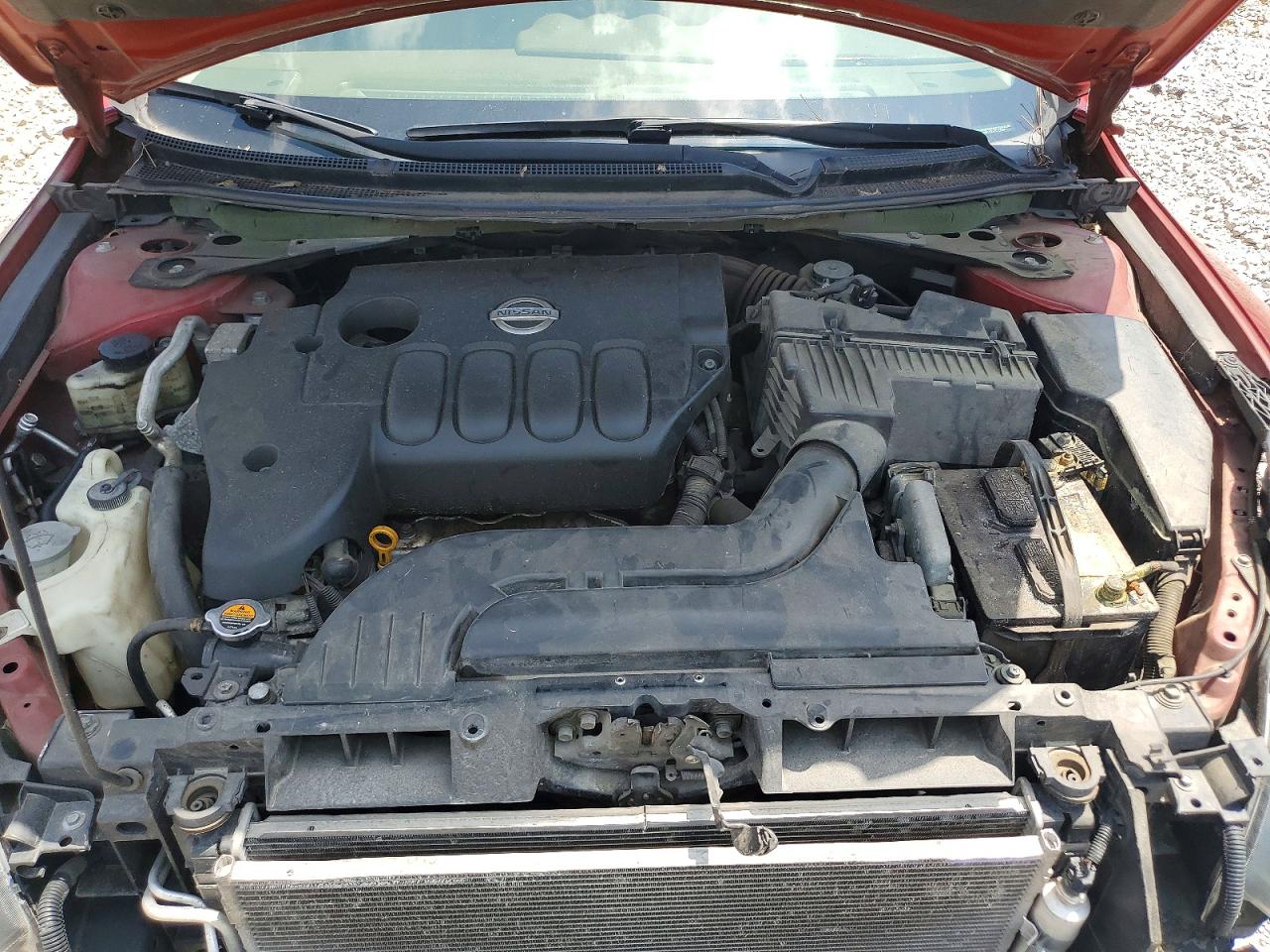 2007 Nissan Altima 2.5 Red vin: 1N4AL21EX7C155994