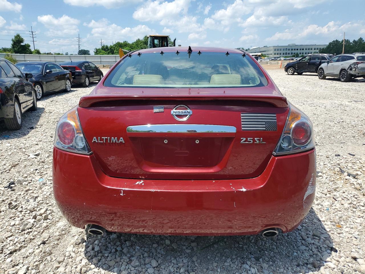 2007 Nissan Altima 2.5 Red vin: 1N4AL21EX7C155994