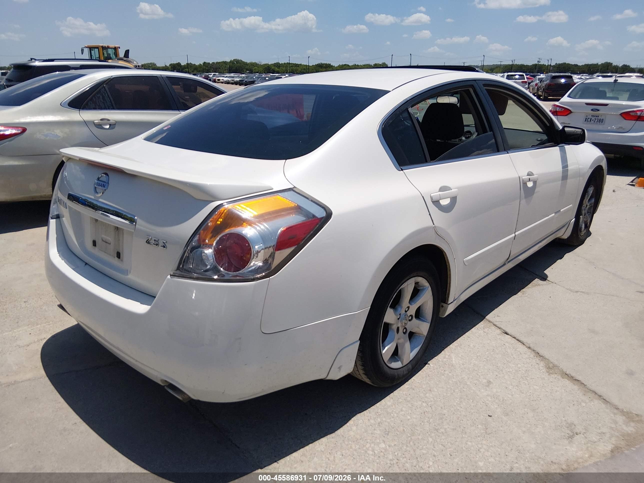 2007 Nissan Altima 2.5 S White vin: 1N4AL21EX7N417940