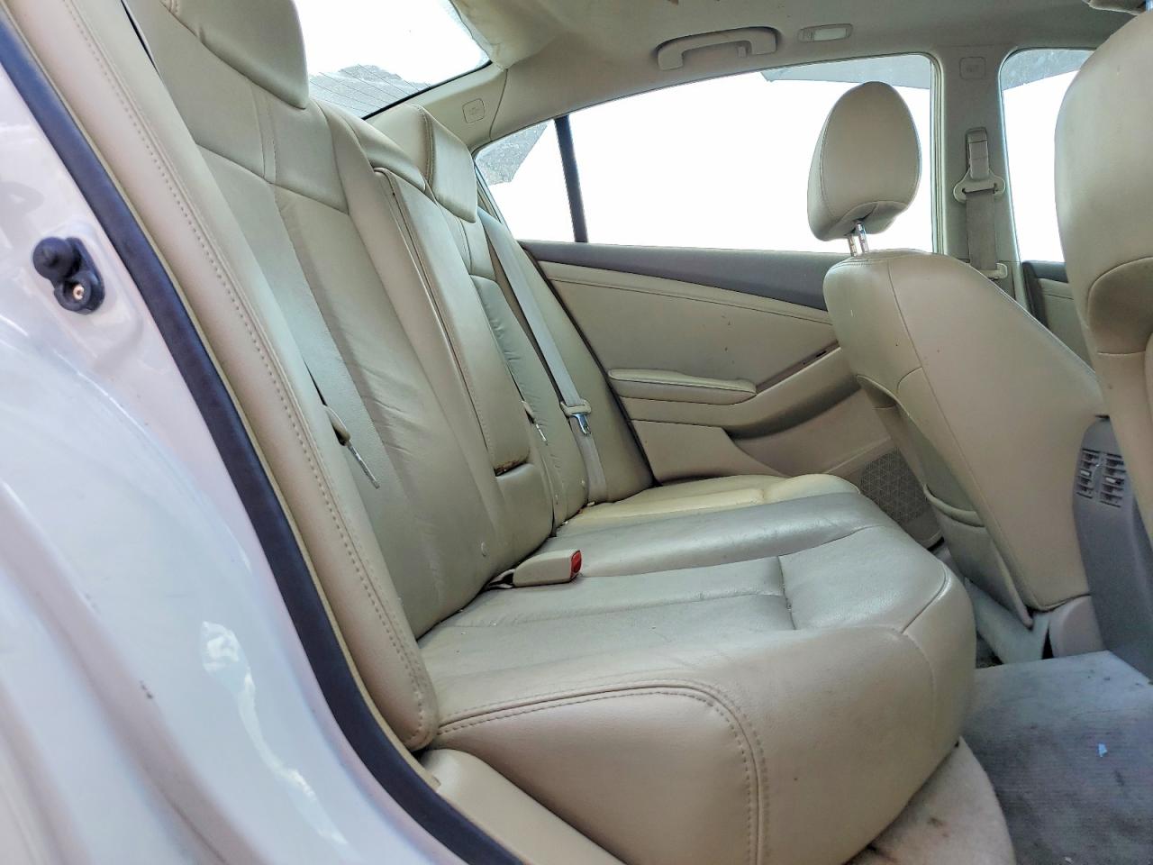 2007 Nissan Altima 2.5 White vin: 1N4AL21EX7N453840
