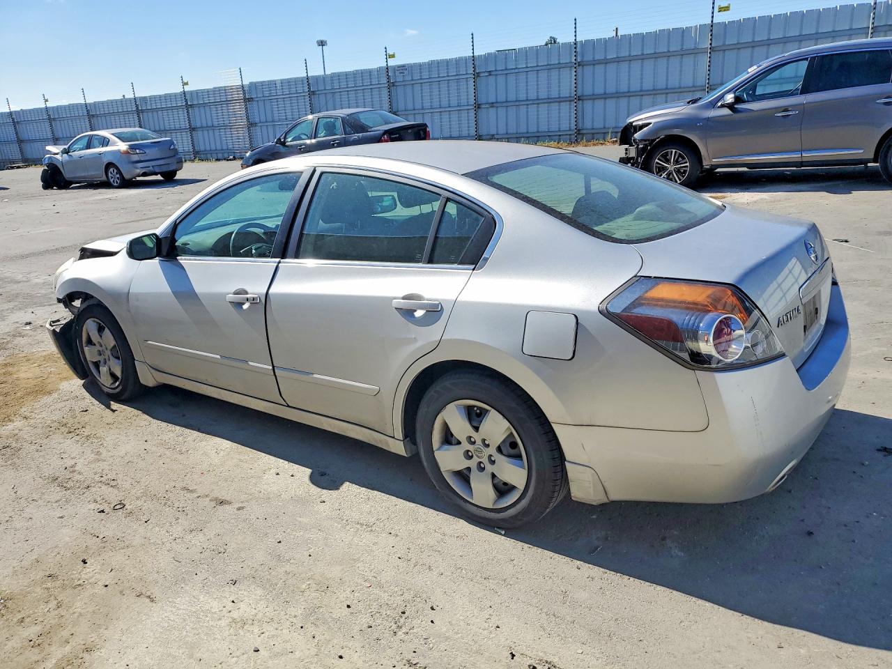 2007 Nissan Altima 2.5 Silver vin: 1N4AL21EX7N483128