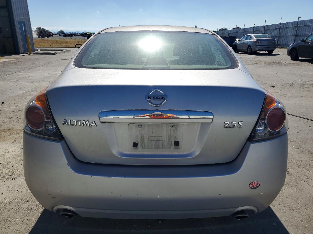 2007 Nissan Altima 2.5 Silver vin: 1N4AL21EX7N483128