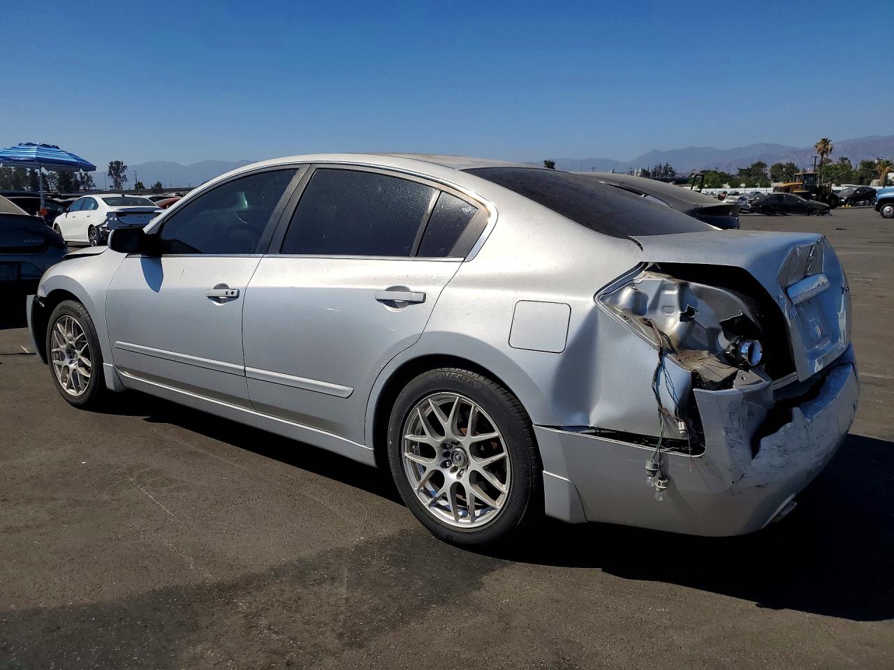 2007 Nissan Altima Серебряный vin: 1N4AL21EX7N483713