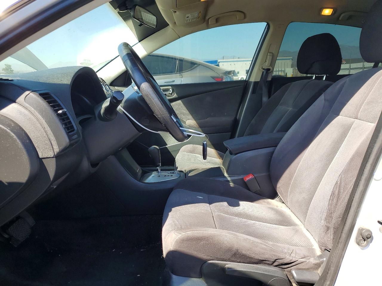 2007 Nissan Altima Серебряный vin: 1N4AL21EX7N483713