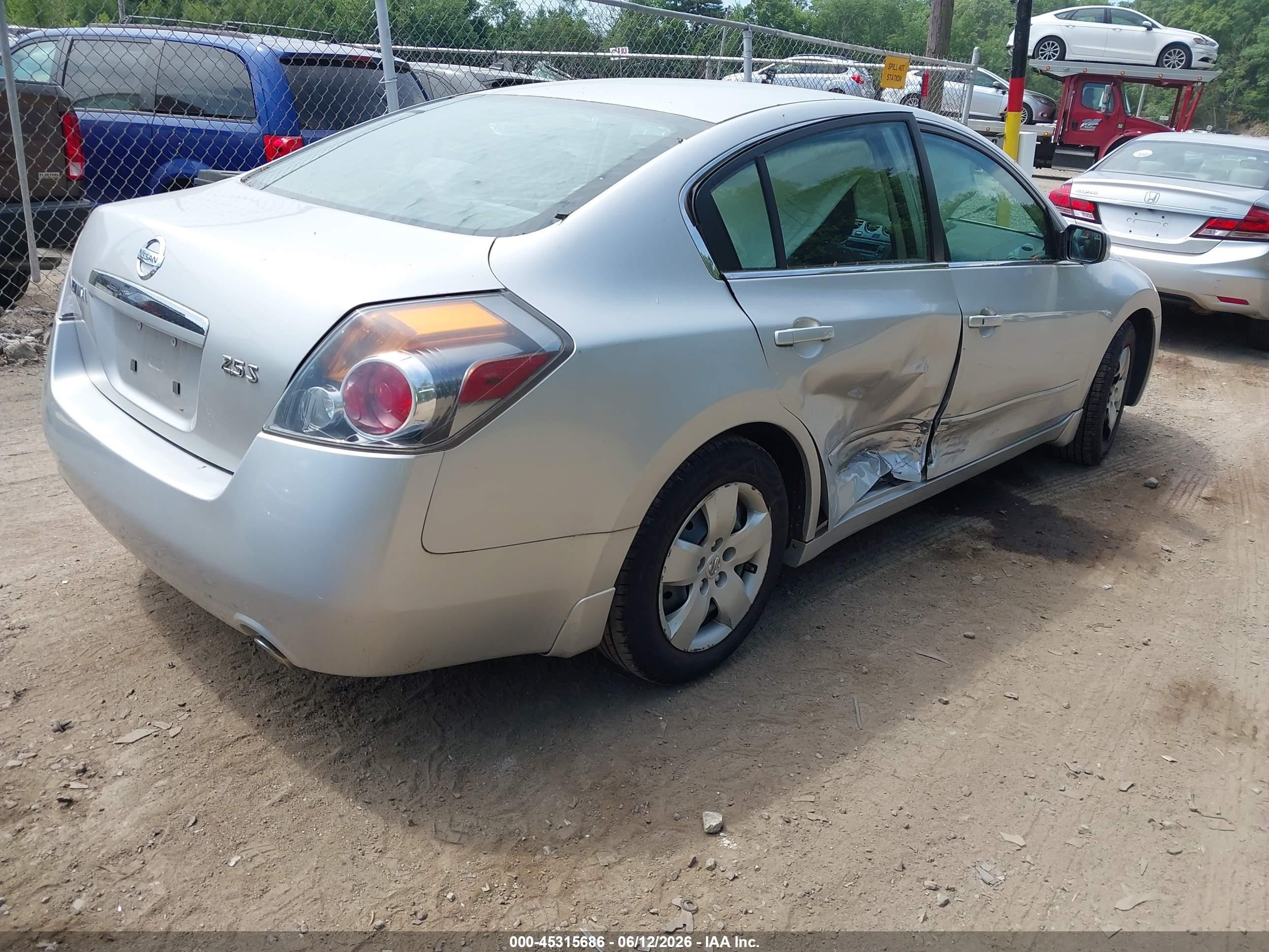 2007 Nissan Altima 2.5 S Silver vin: 1N4AL21EX7N494002