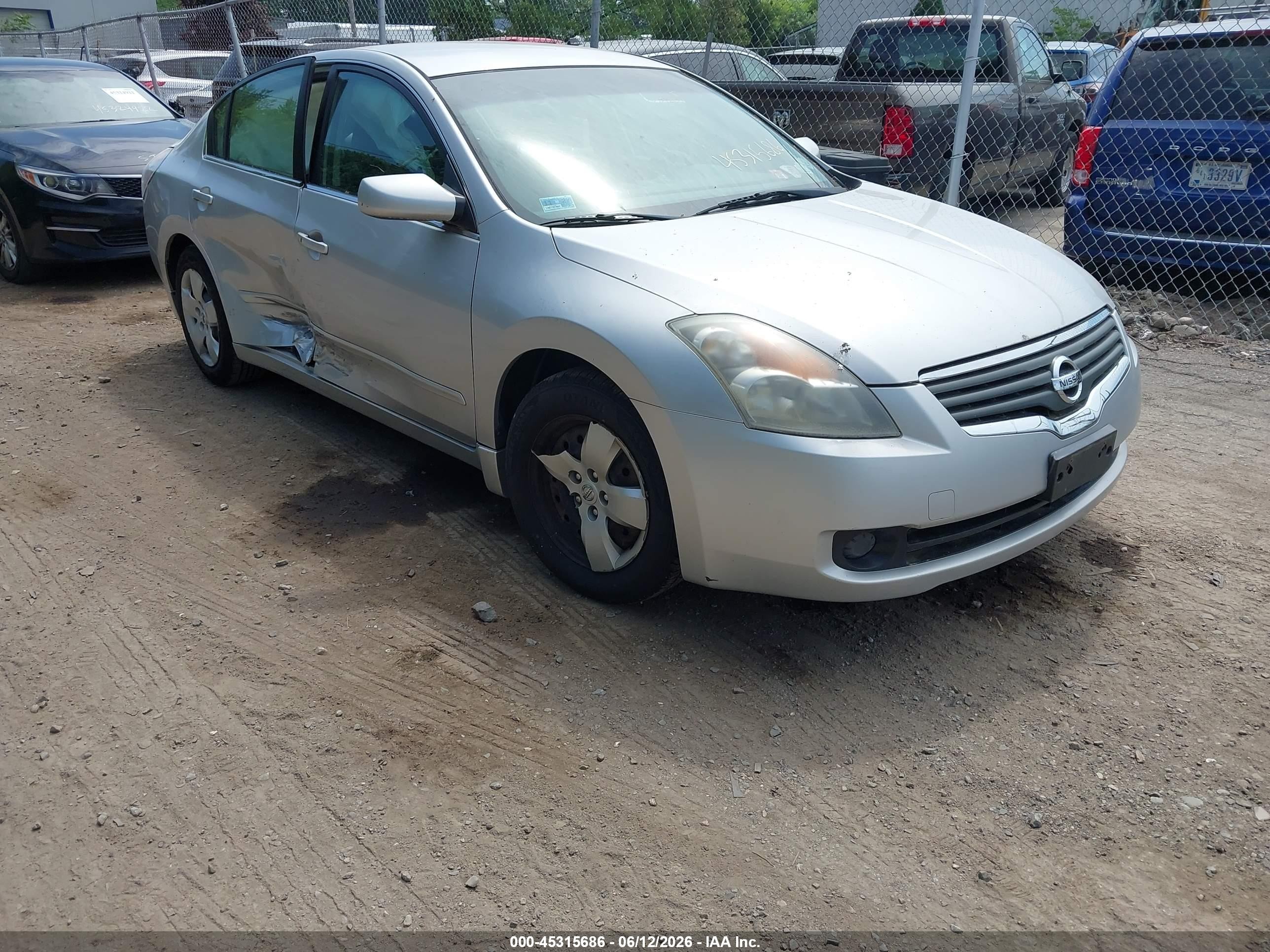 2007 Nissan Altima 2.5 S Silver vin: 1N4AL21EX7N494002