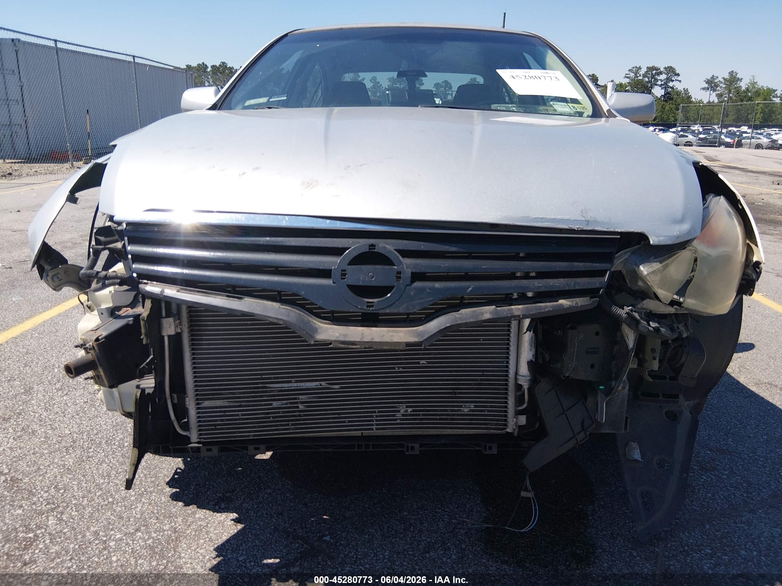2008 Nissan Altima 2.5 S Silver vin: 1N4AL21EX8C165507