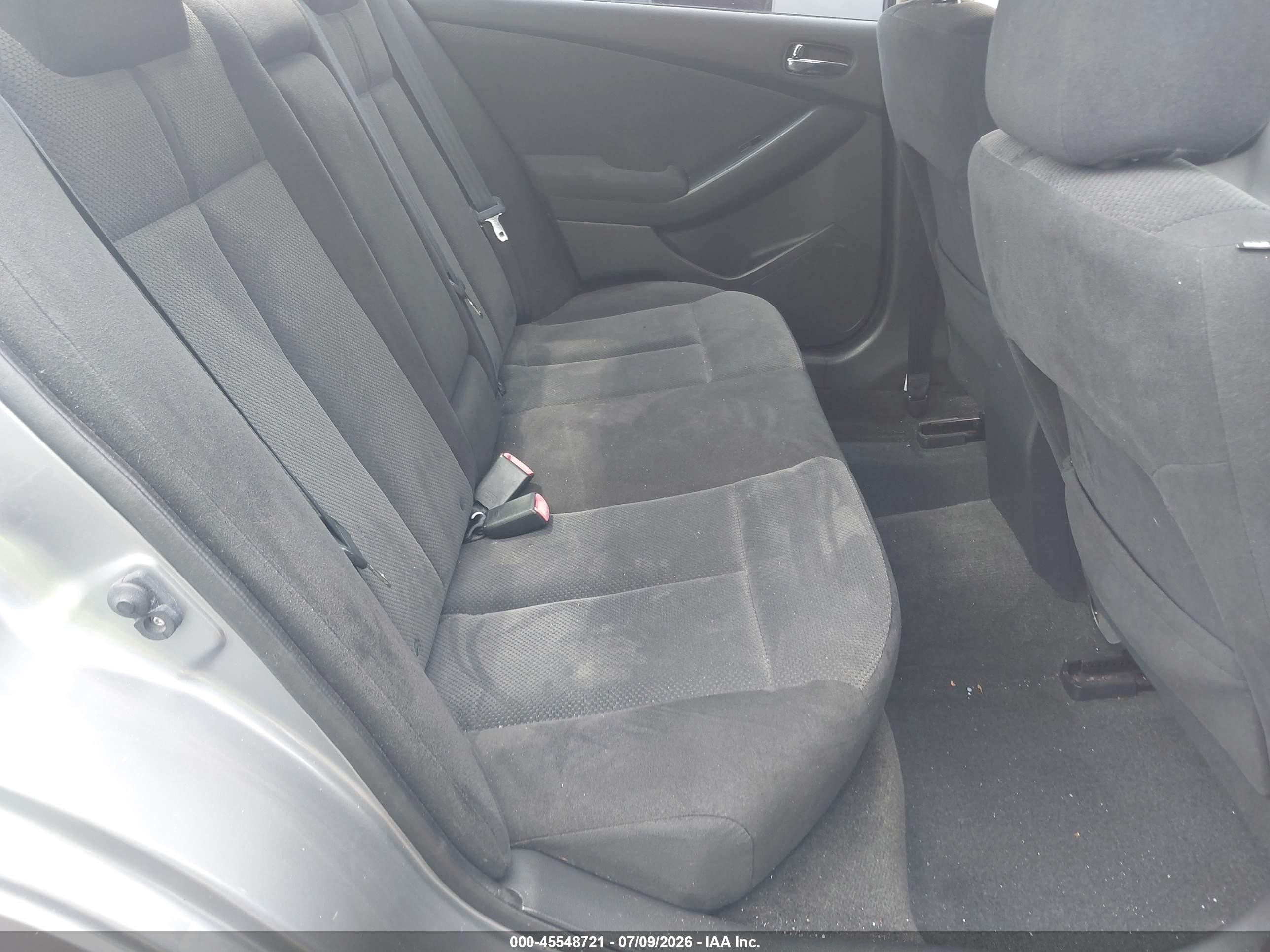 2008 Nissan Altima 2.5 S Silver vin: 1N4AL21EX8N400847