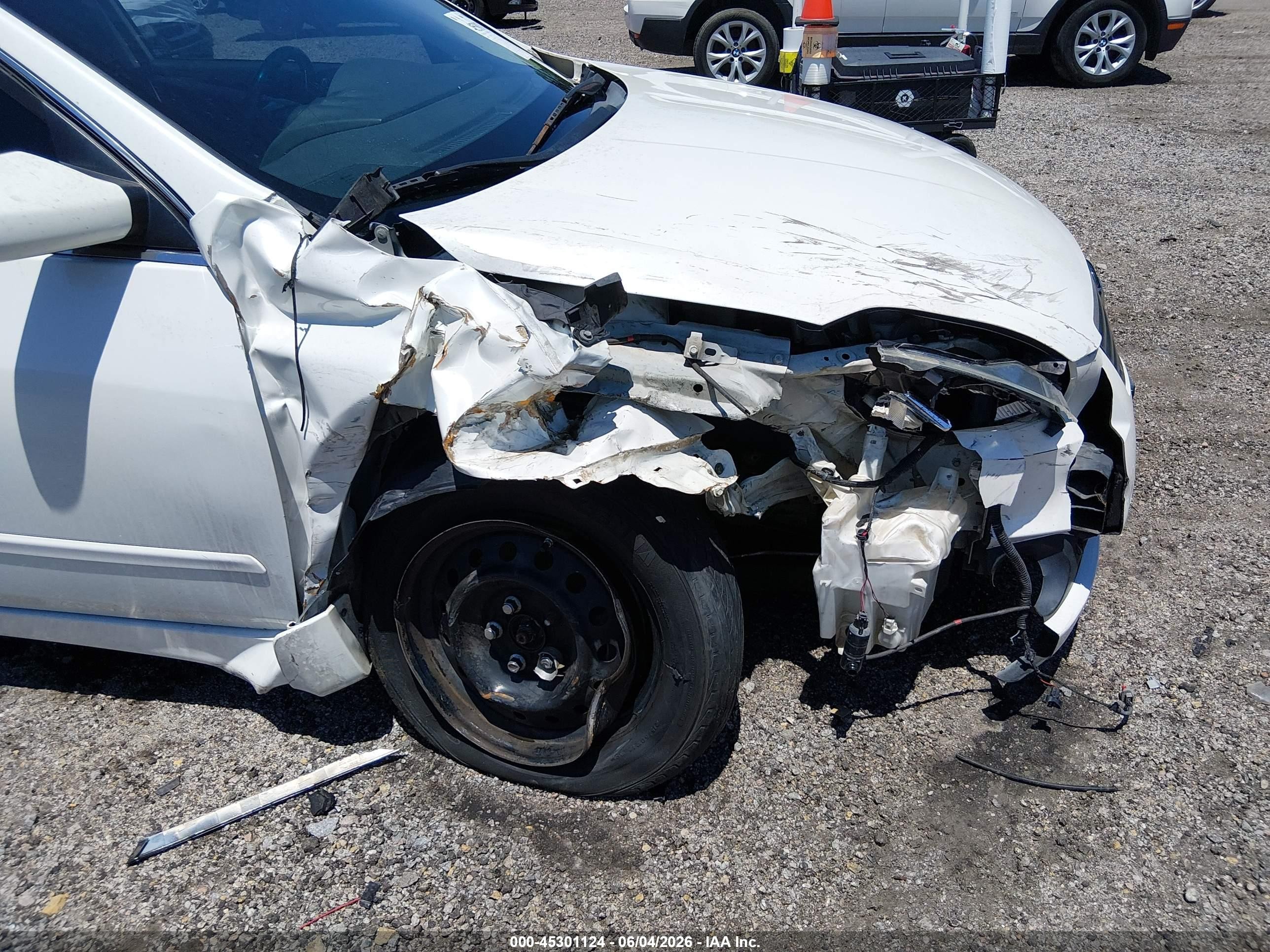 2008 Nissan Altima 2.5 S White vin: 1N4AL21EX8N417373