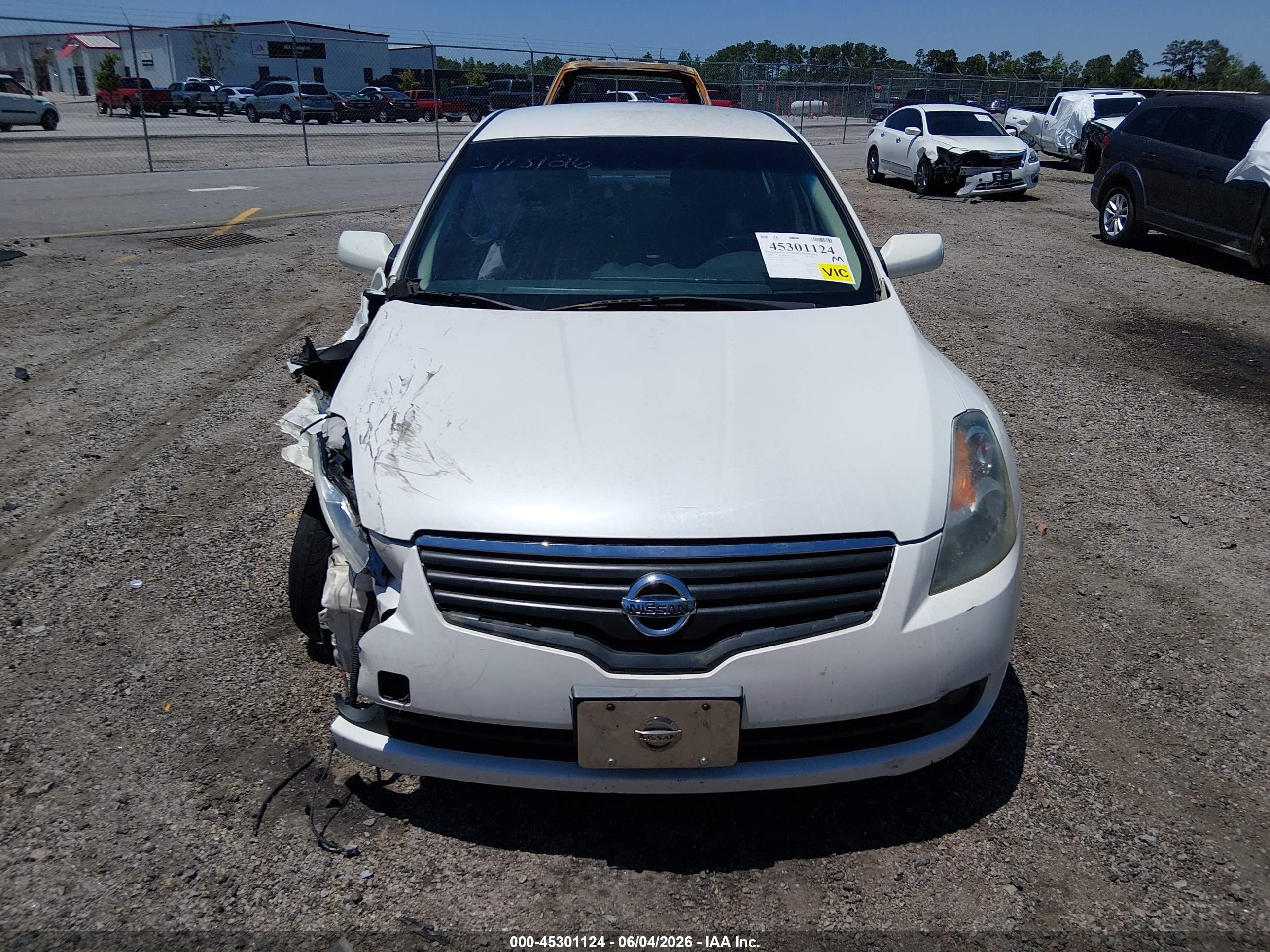 2008 Nissan Altima 2.5 S White vin: 1N4AL21EX8N417373