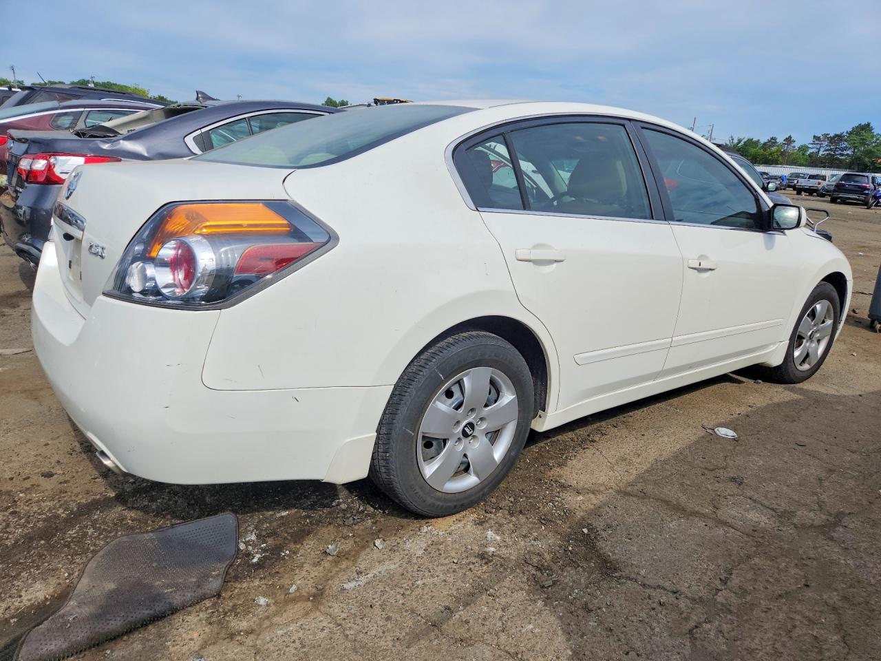 2008 Nissan Altima 2.5 White vin: 1N4AL21EX8N487066