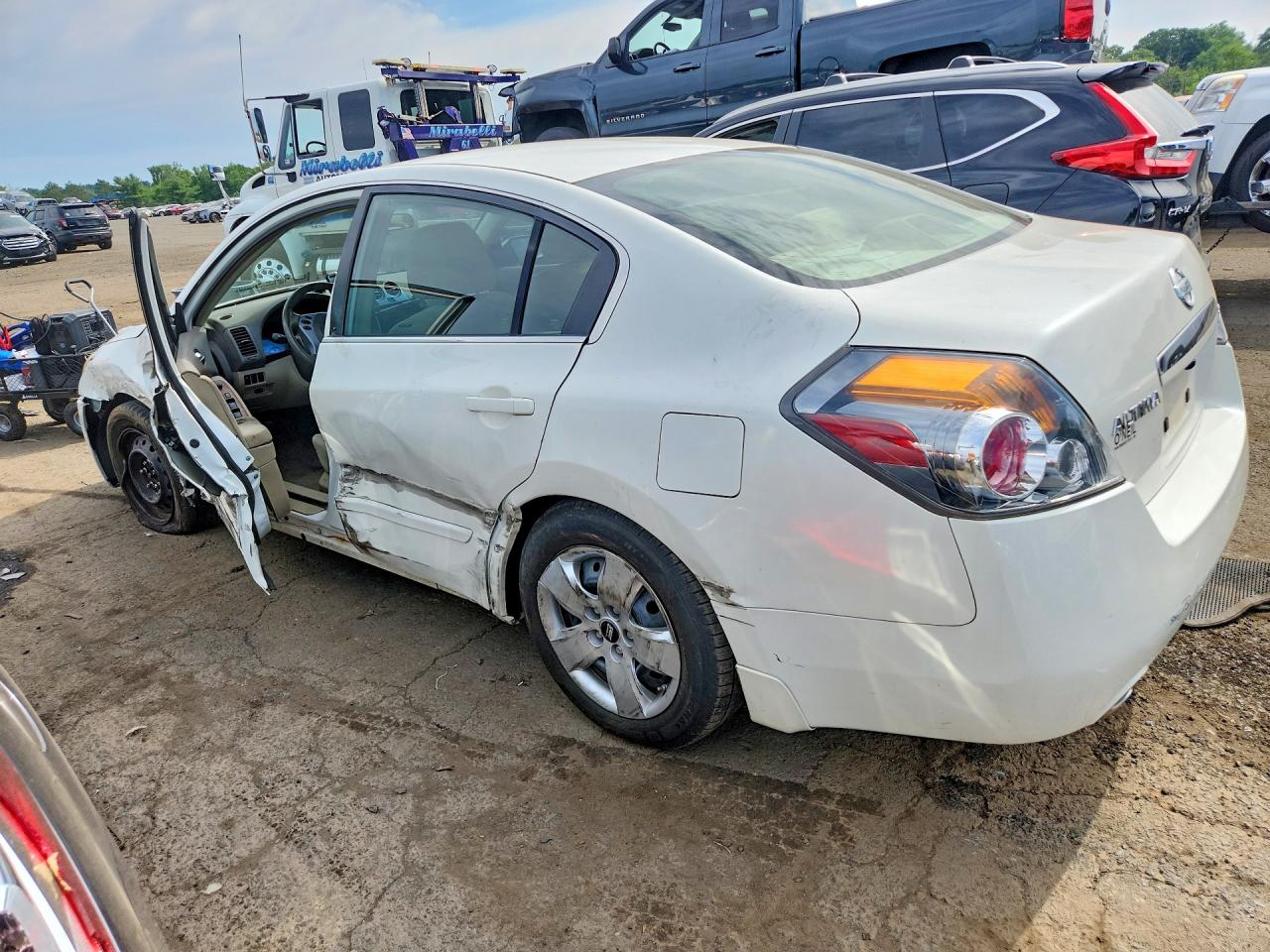 2008 Nissan Altima 2.5 White vin: 1N4AL21EX8N487066