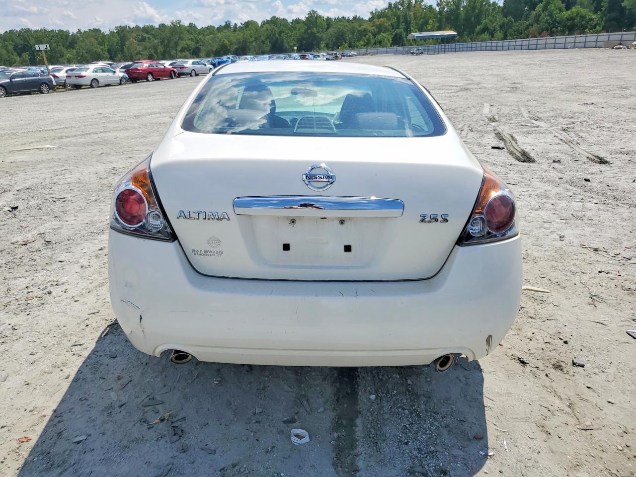 2008 Nissan Altima 2.5 White vin: 1N4AL21EX8N555947