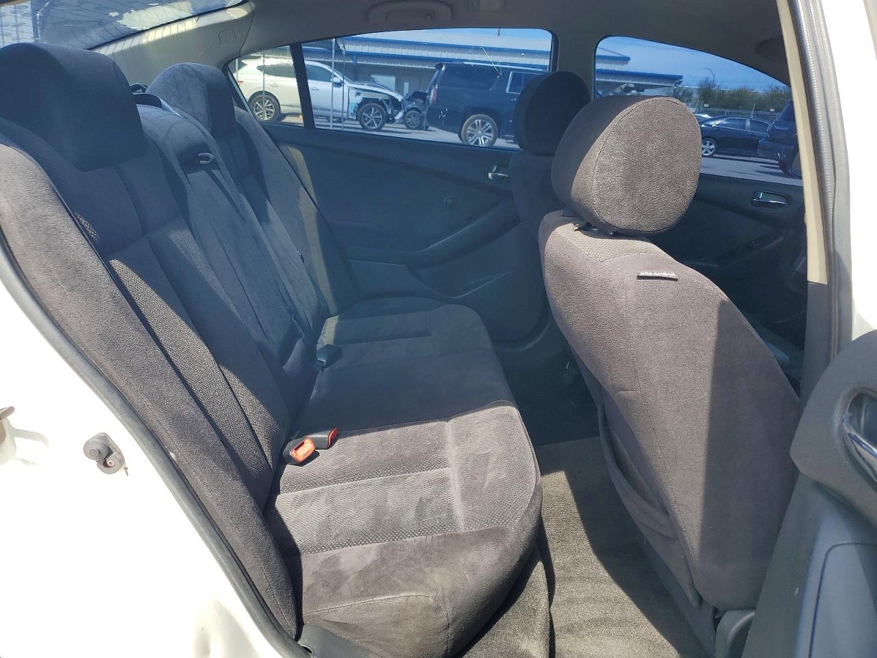 2008 Nissan Altima 2.5/2.5s White vin: 1N4AL21EX8N556080