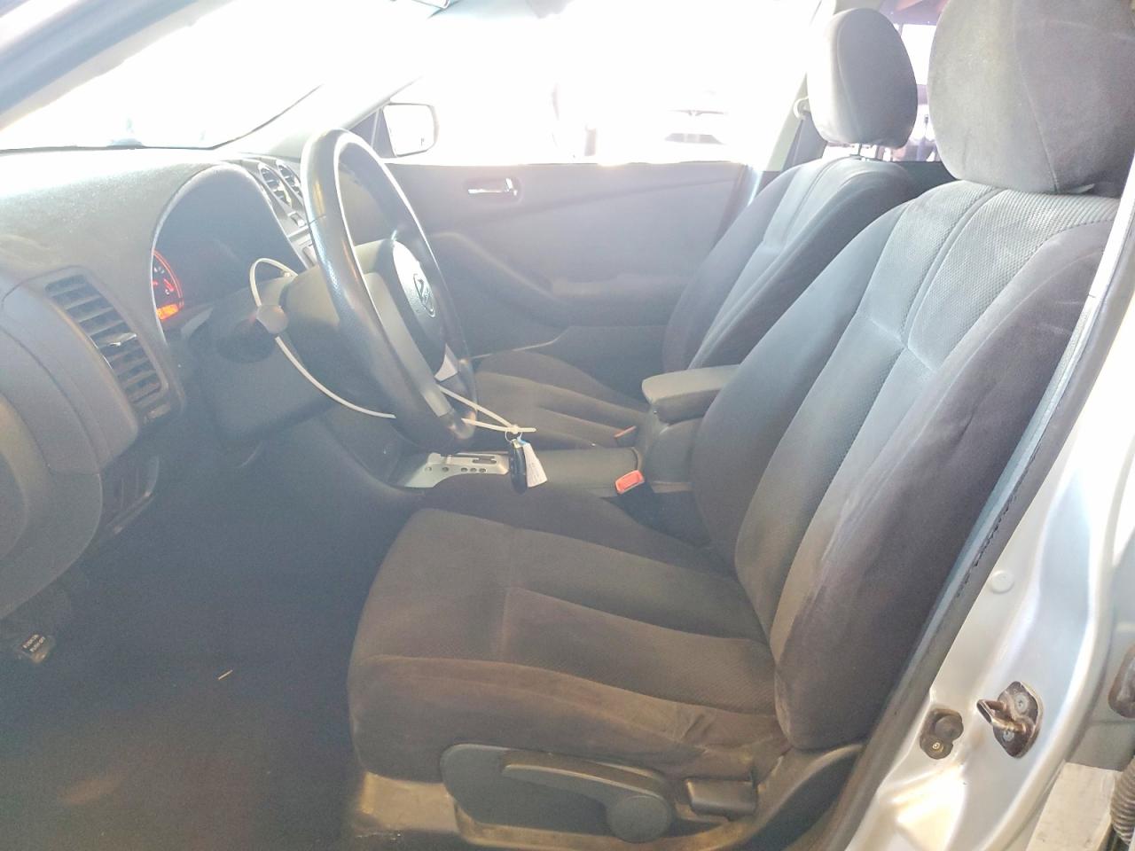 2009 Nissan Altima 2.5 Silver vin: 1N4AL21EX9C175696