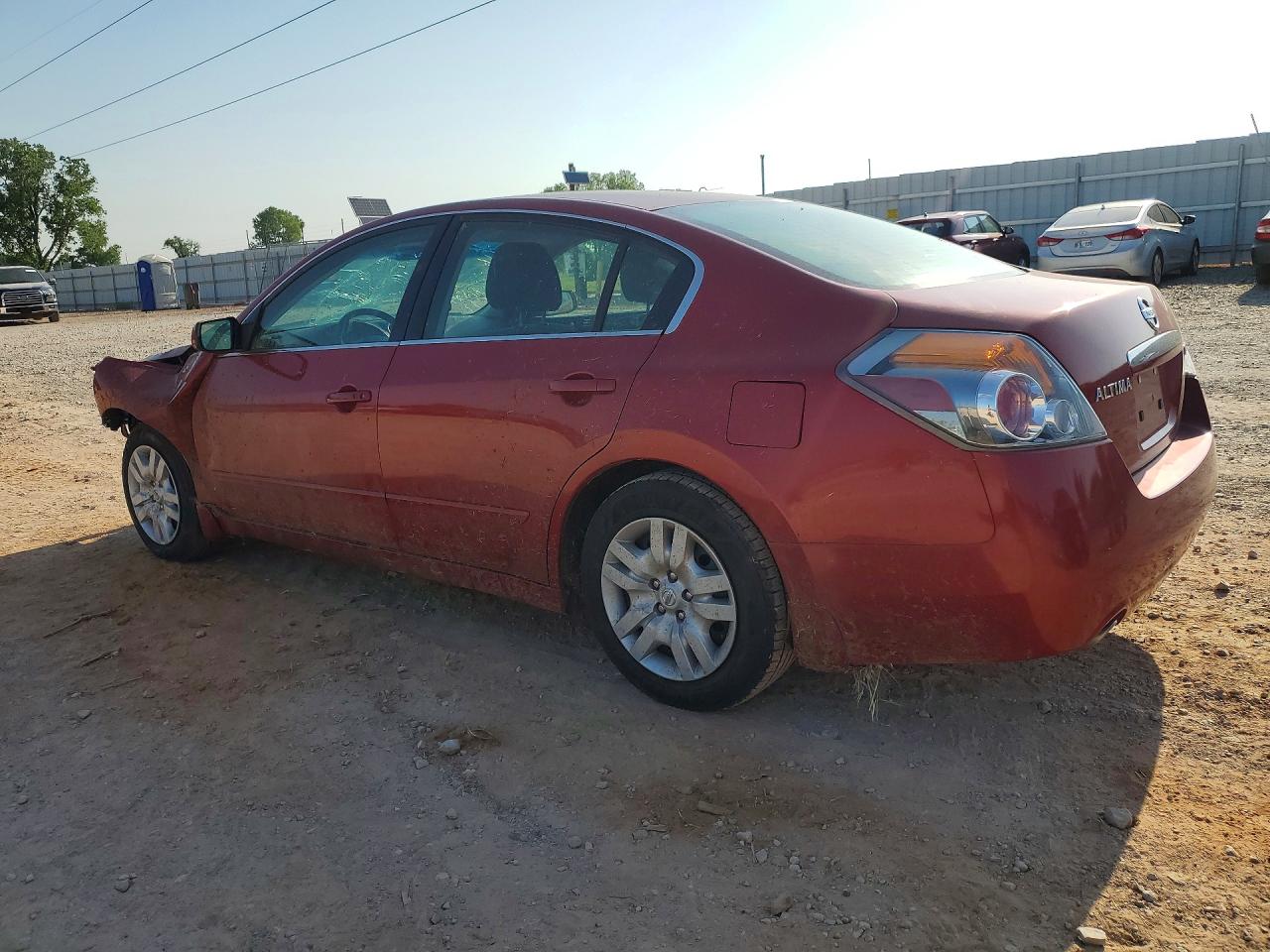 2009 Nissan Altima 2.5 Red vin: 1N4AL21EX9N456417