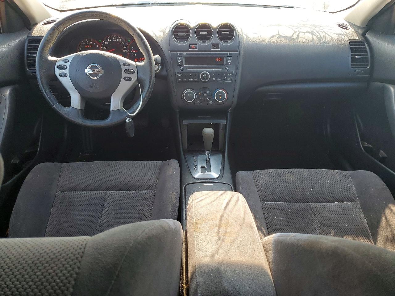 2009 Nissan Altima 2.5 Red vin: 1N4AL21EX9N456417