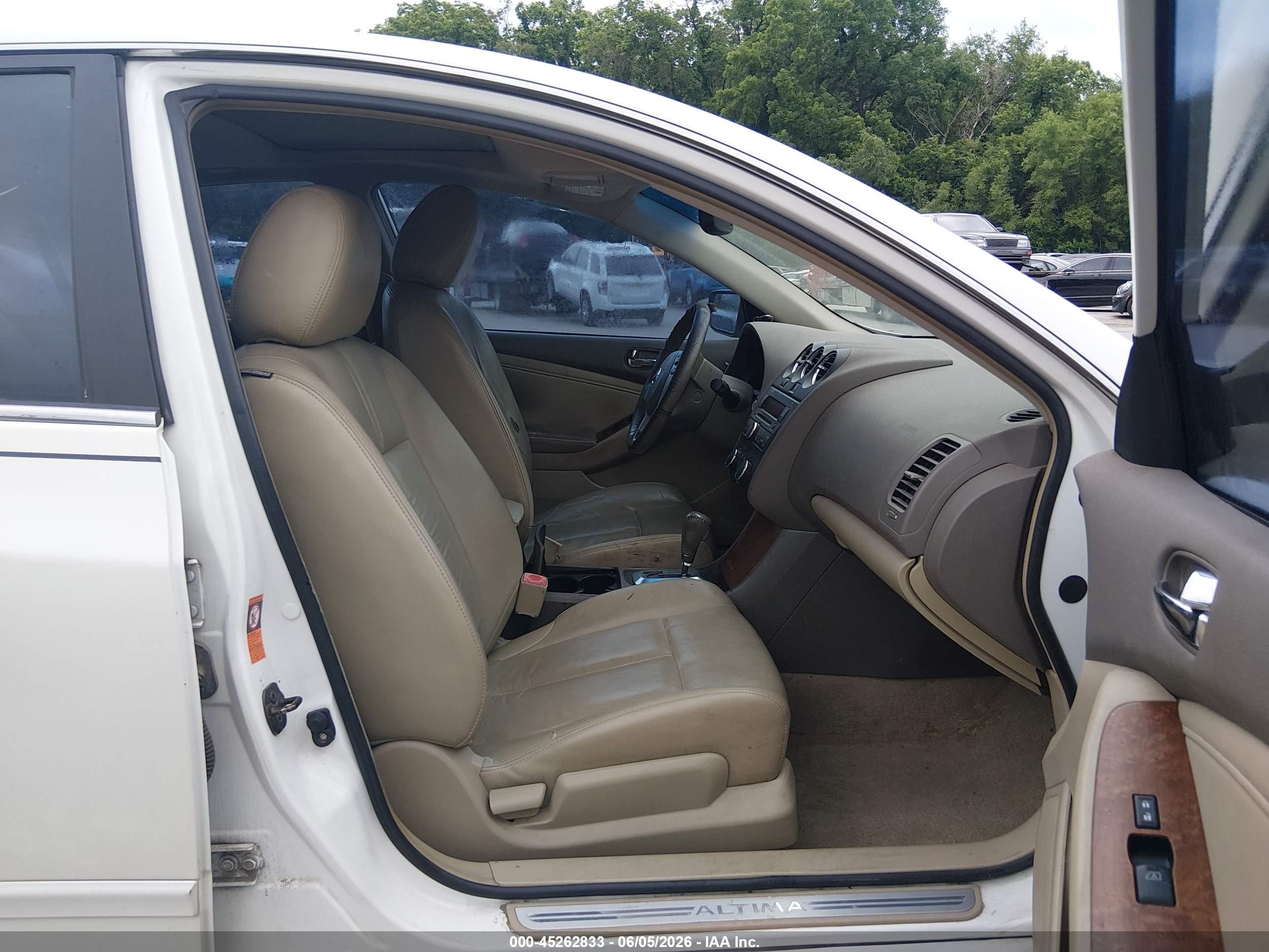 2009 Nissan Altima 2.5 S White vin: 1N4AL21EX9N469264