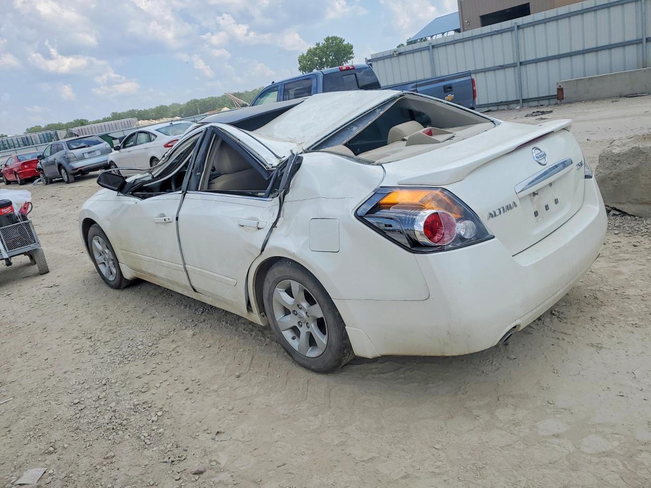 2009 Nissan Altima 2.5 White vin: 1N4AL21EX9N548028