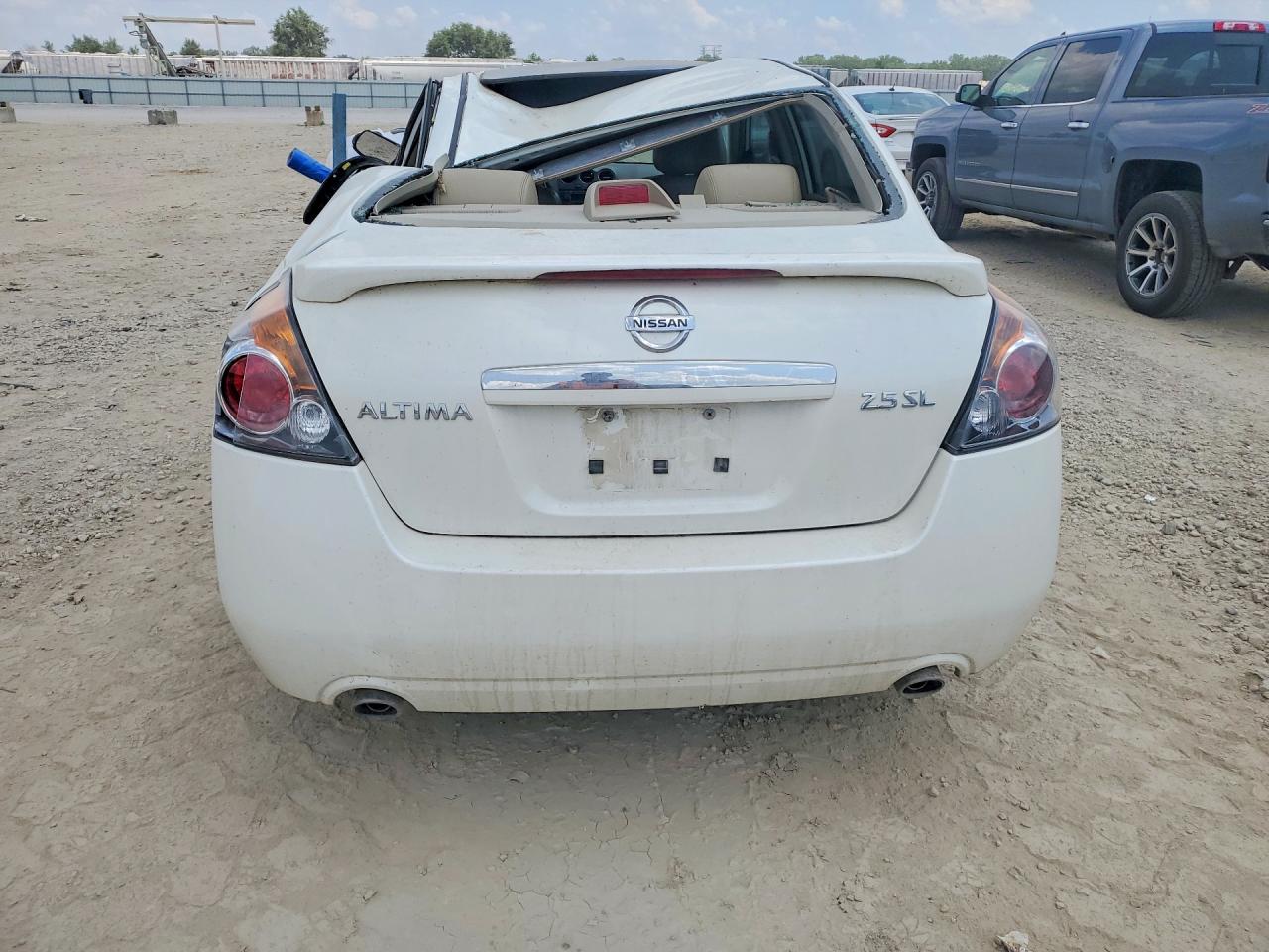 2009 Nissan Altima 2.5 White vin: 1N4AL21EX9N548028