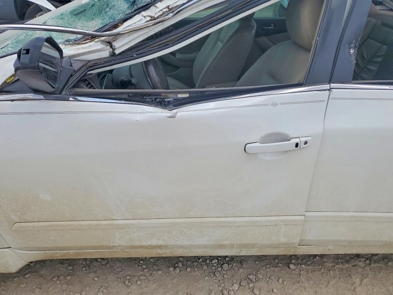 2009 Nissan Altima 2.5 White vin: 1N4AL21EX9N548028