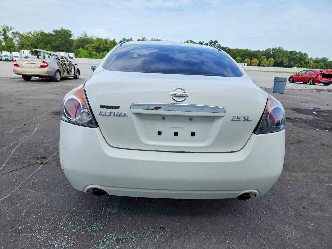 2009 Nissan Altima 2.5 Белый vin: 1N4AL21EX9N557196