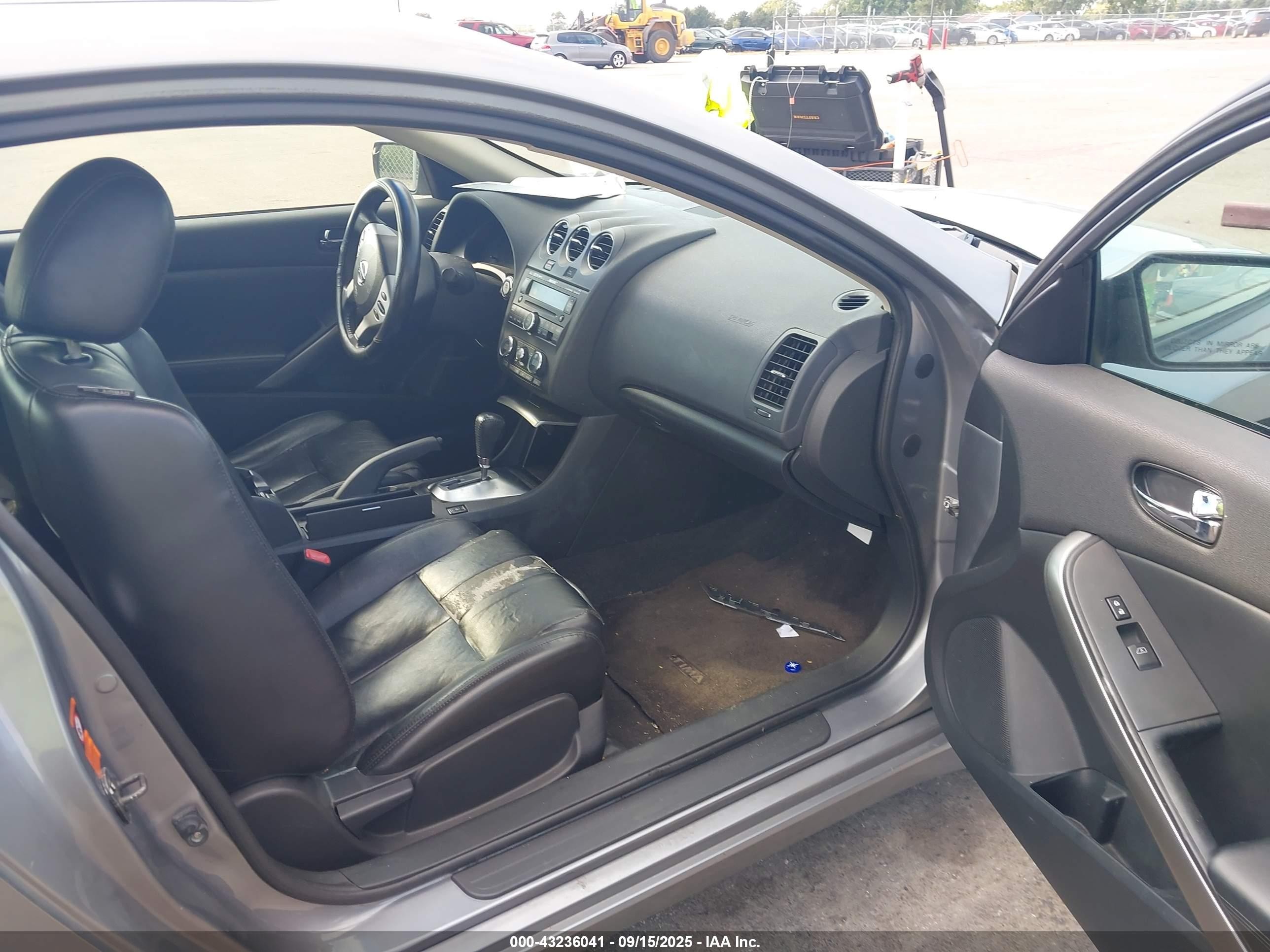 2008 Nissan Altima 2.5 S Silver vin: 1N4AL24E08C118529