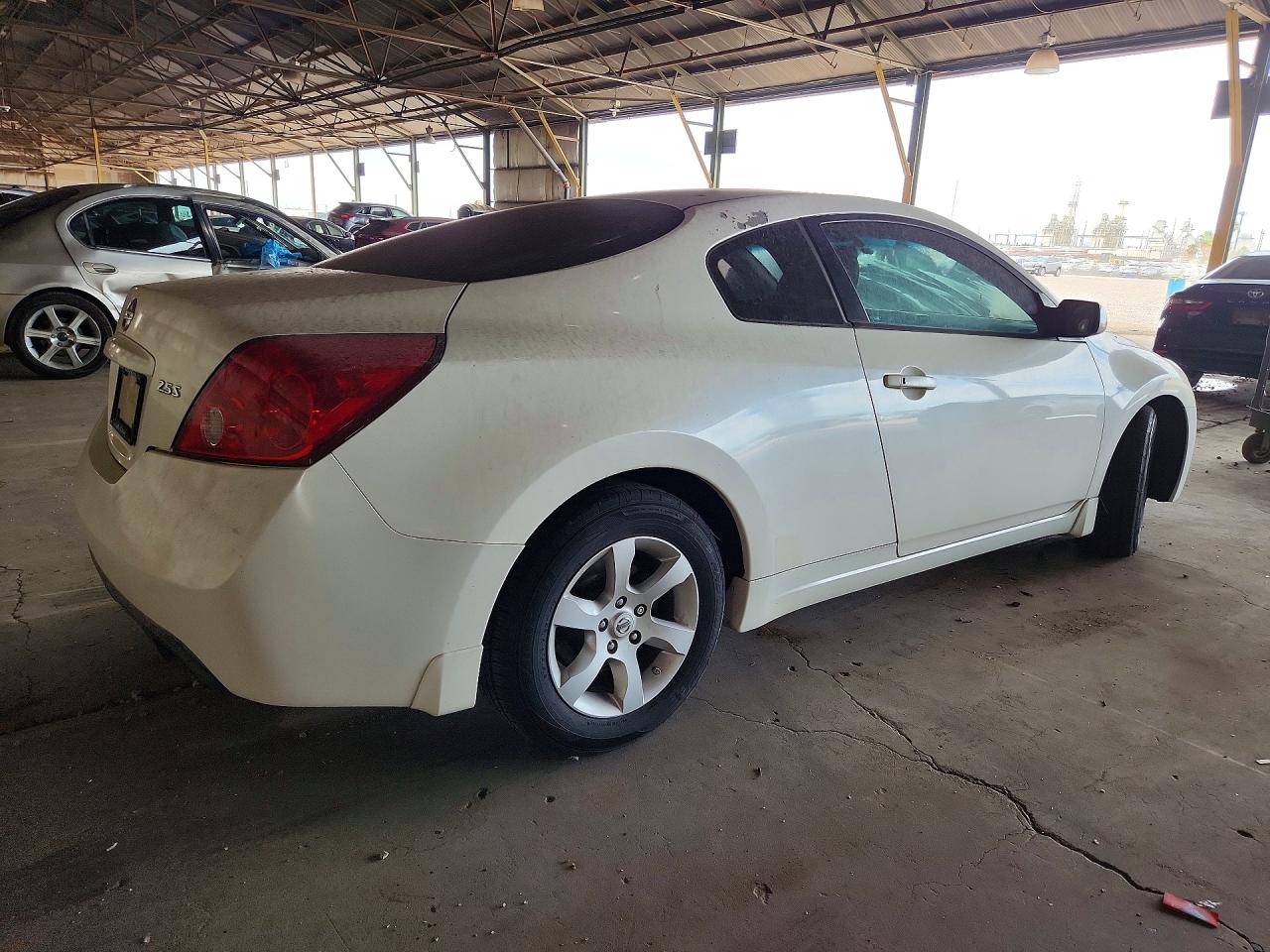 2008 Nissan Altima 2.5s White vin: 1N4AL24E08C246575
