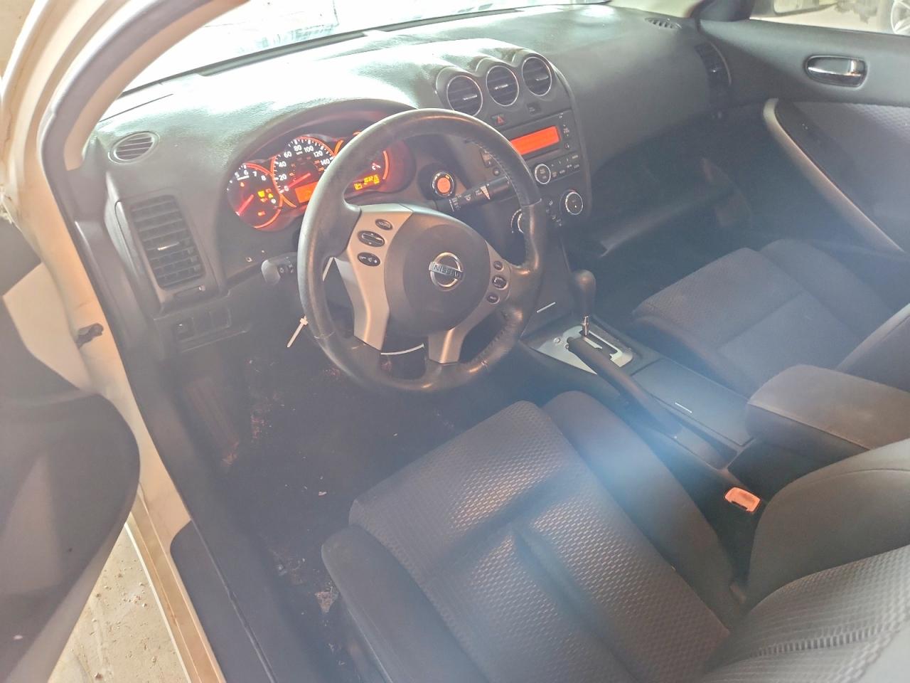 2008 Nissan Altima 2.5s White vin: 1N4AL24E08C246575