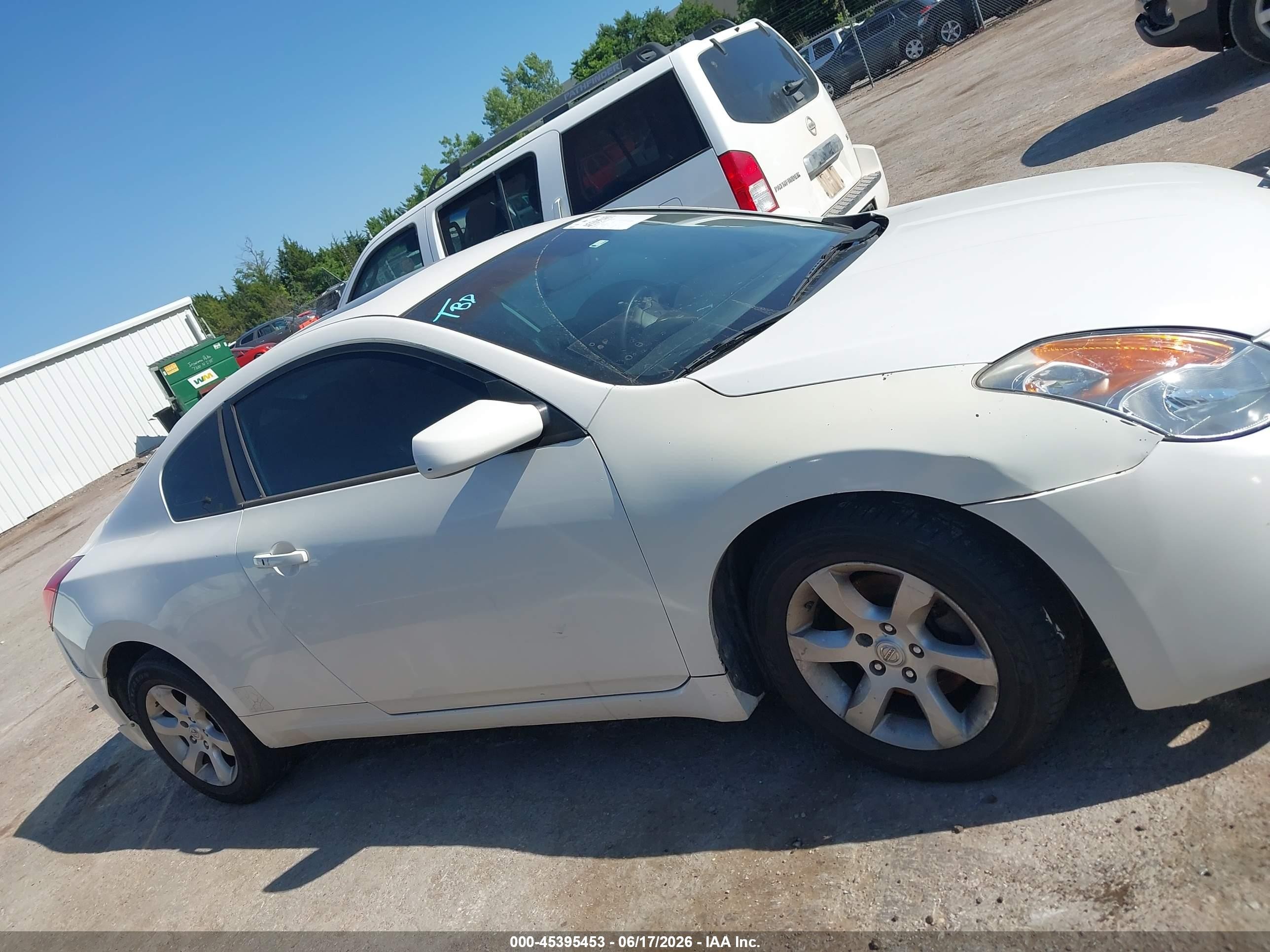 2009 Nissan Altima 2.5 S White vin: 1N4AL24E09C152908