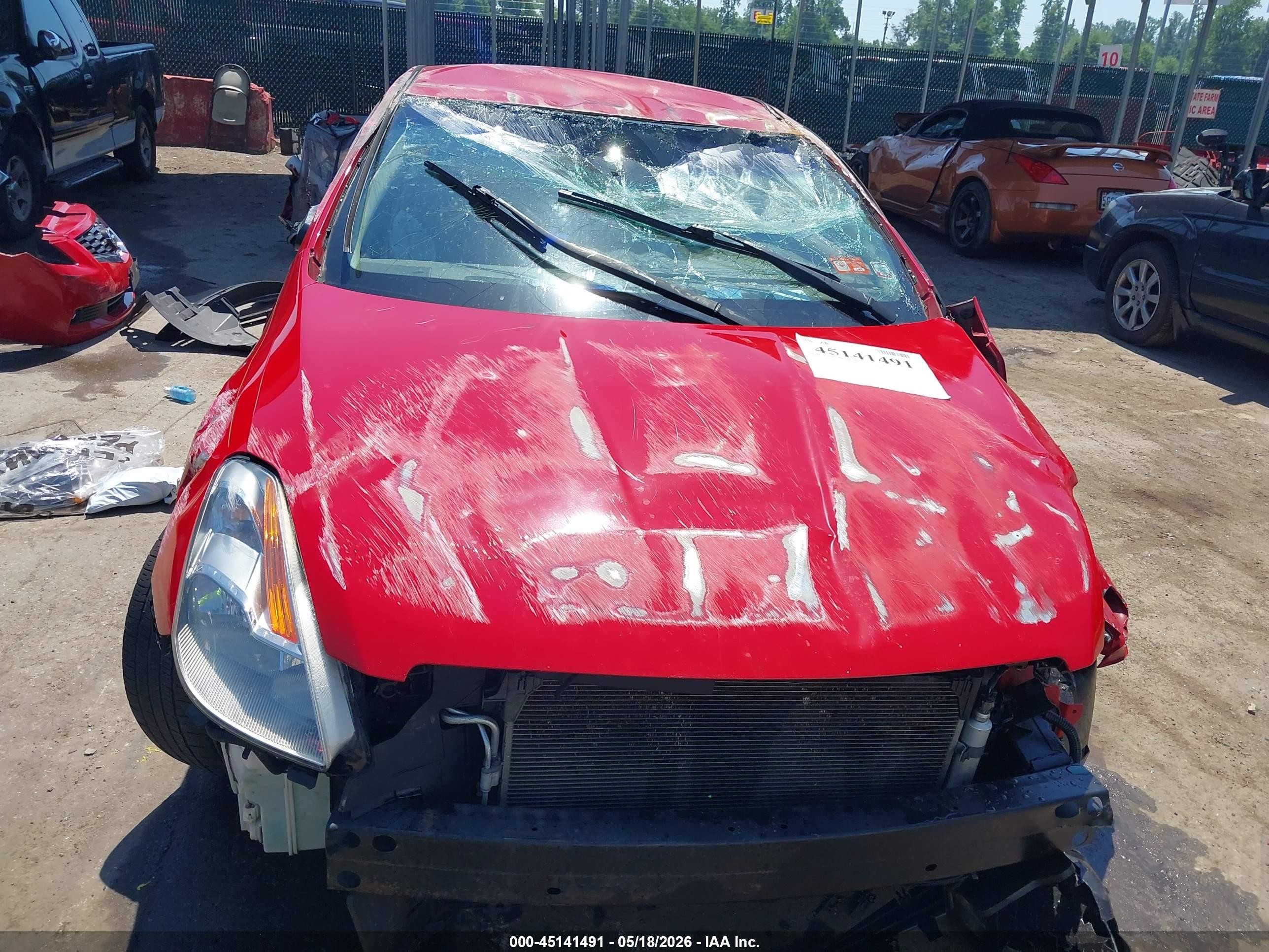 2009 Nissan Altima 2.5 S Red vin: 1N4AL24E09C181499