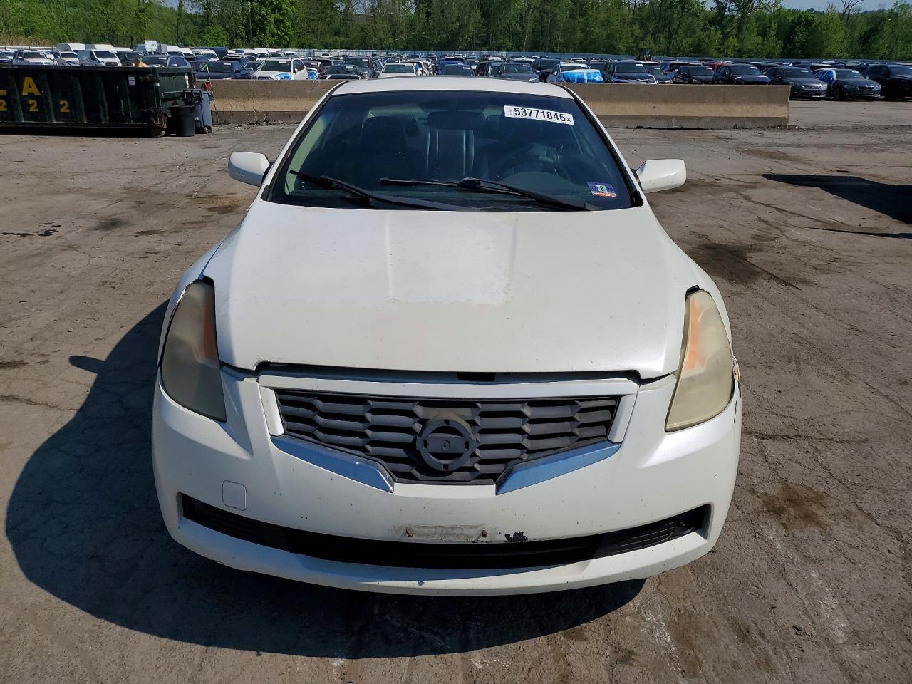 2009 Niss Altima White vin: 1N4AL24E19C155655